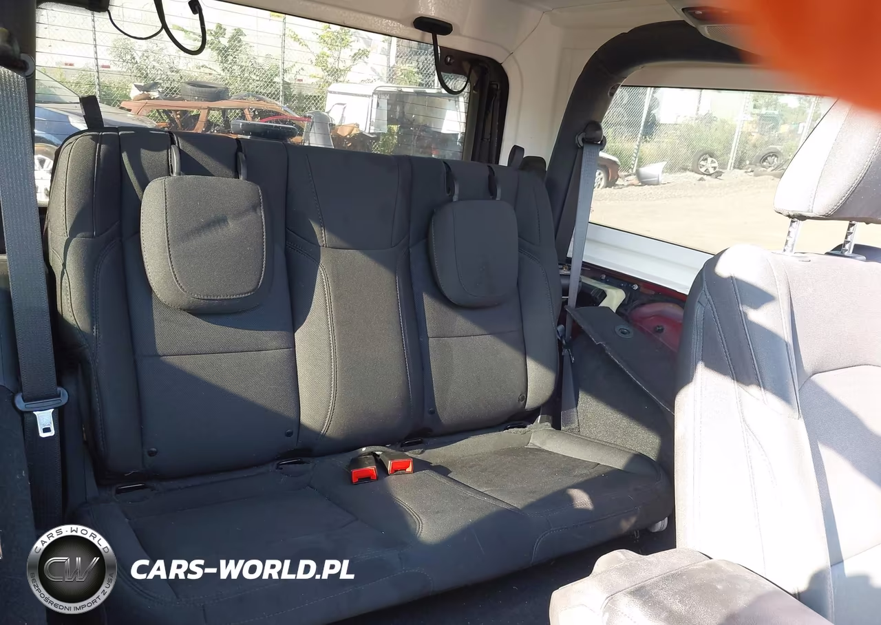2021 Jeep Wrangler Sport S 4X4 VIN:1C4HJXAG7MW823869 - 8