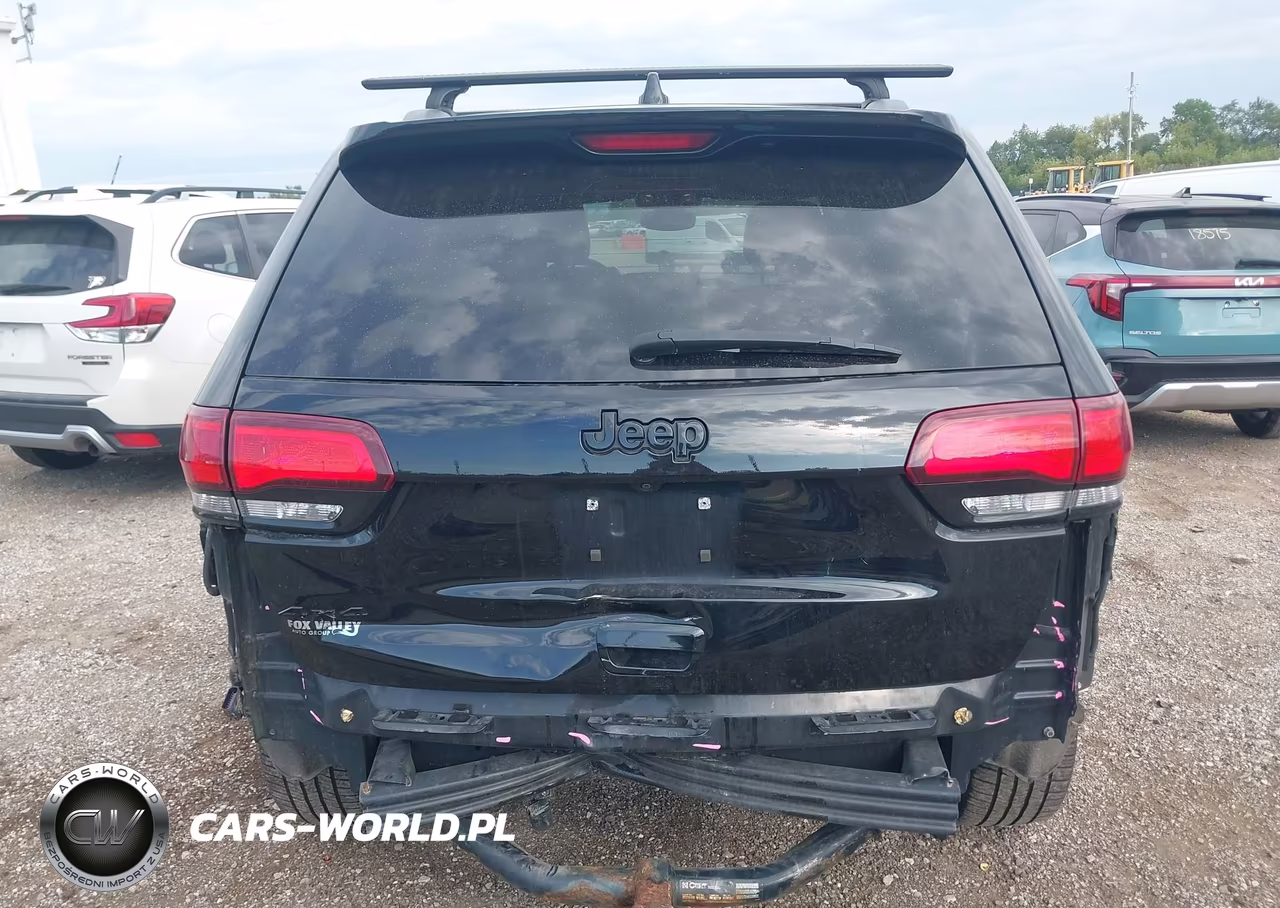 2018 Jeep Grand Cherokee Altitude 4X4 VIN:1C4RJFAG5JC236159 - 17