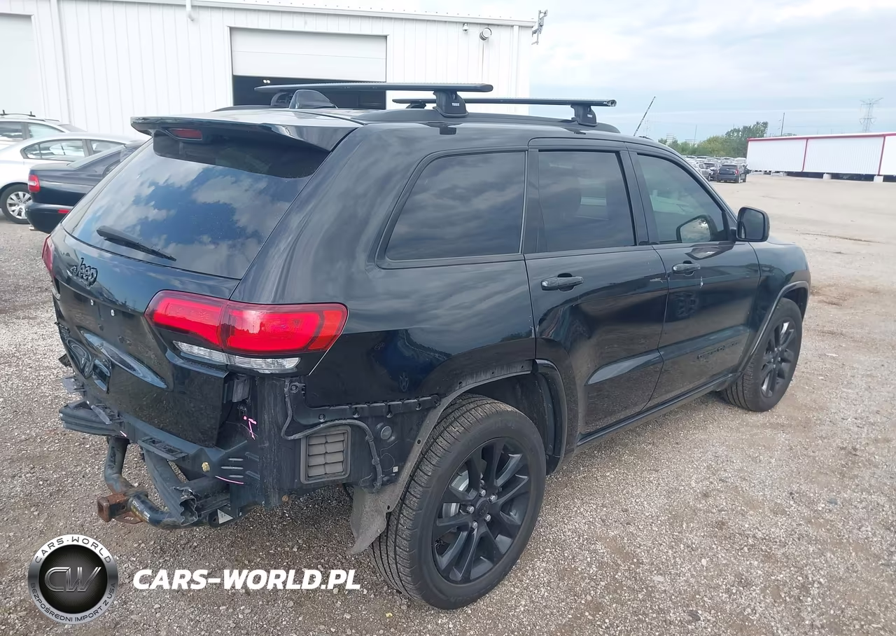 2018 Jeep Grand Cherokee Altitude 4X4 VIN:1C4RJFAG5JC236159 - 4