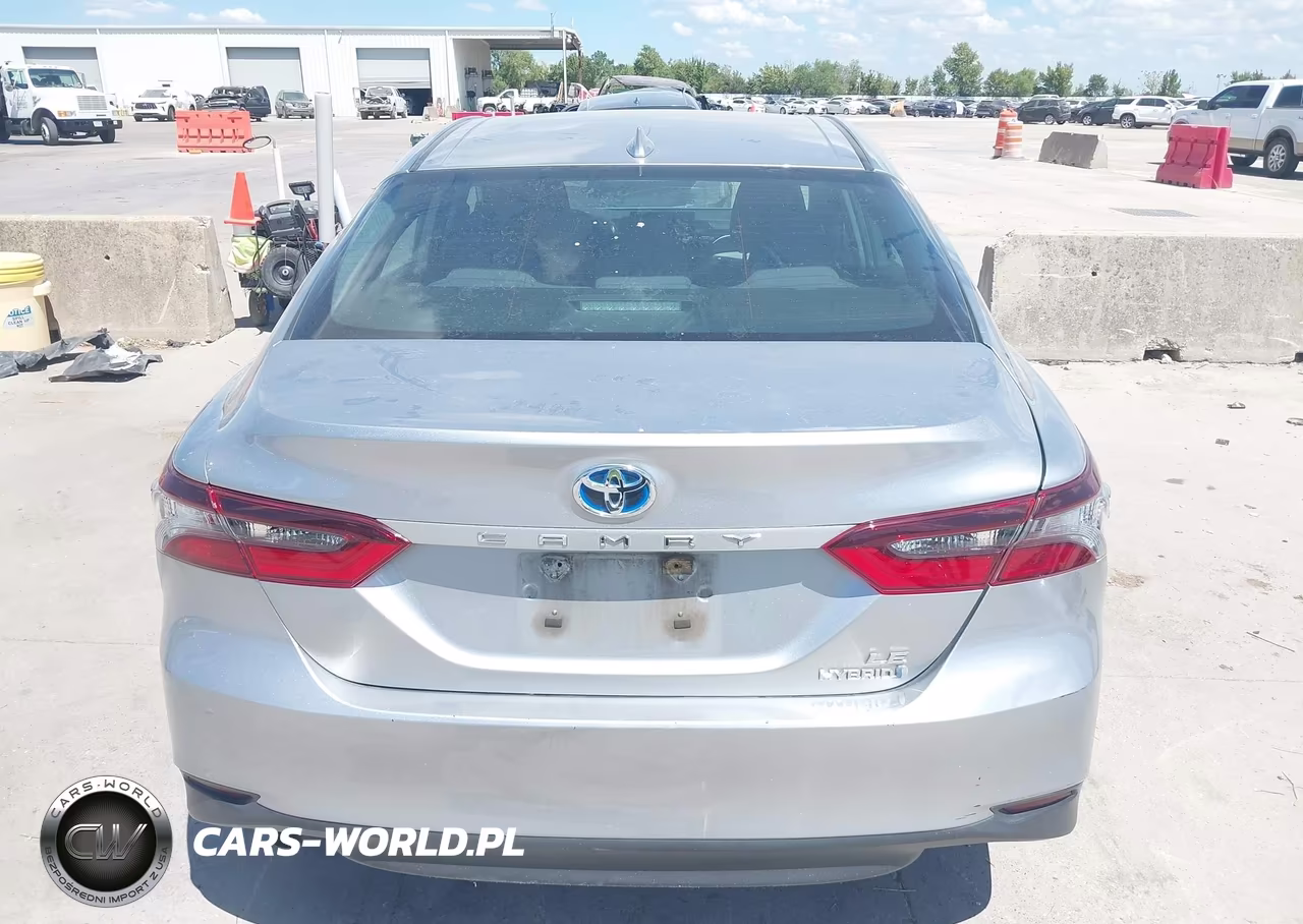 2021 Toyota Camry Le Hybrid VIN:4T1C31AK5MU549763 - 16