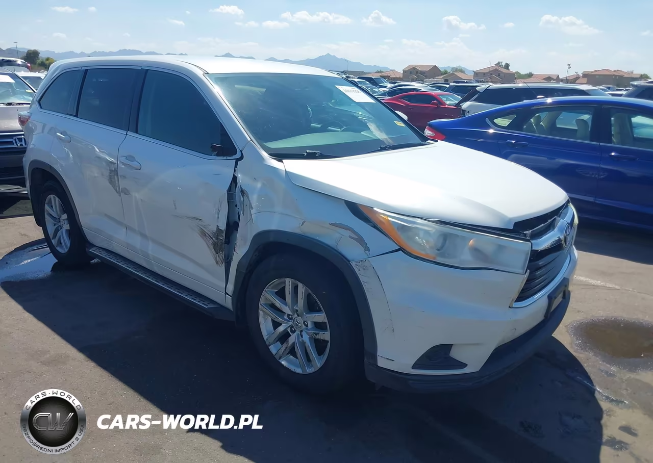2014 Toyota Highlander Le V6 VIN:5TDBKRFH6ES037840 - 6