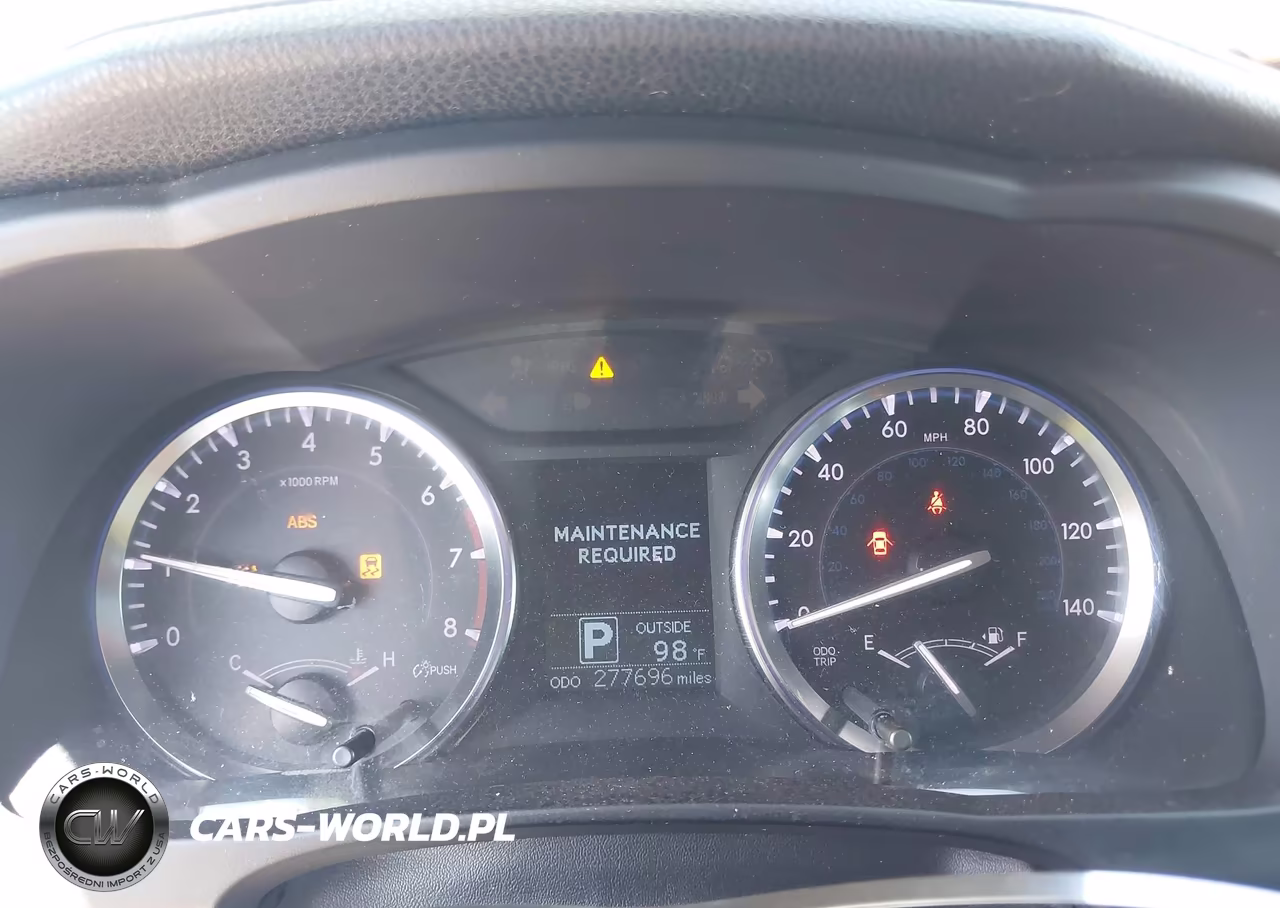 2014 Toyota Highlander Le V6 VIN:5TDBKRFH6ES037840 - 7