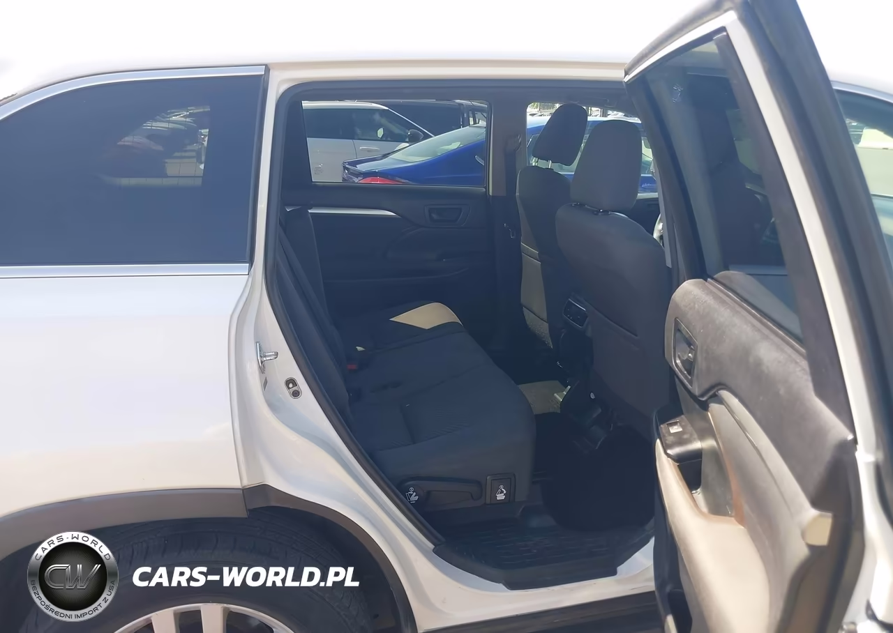 2014 Toyota Highlander Le V6 VIN:5TDBKRFH6ES037840 - 8