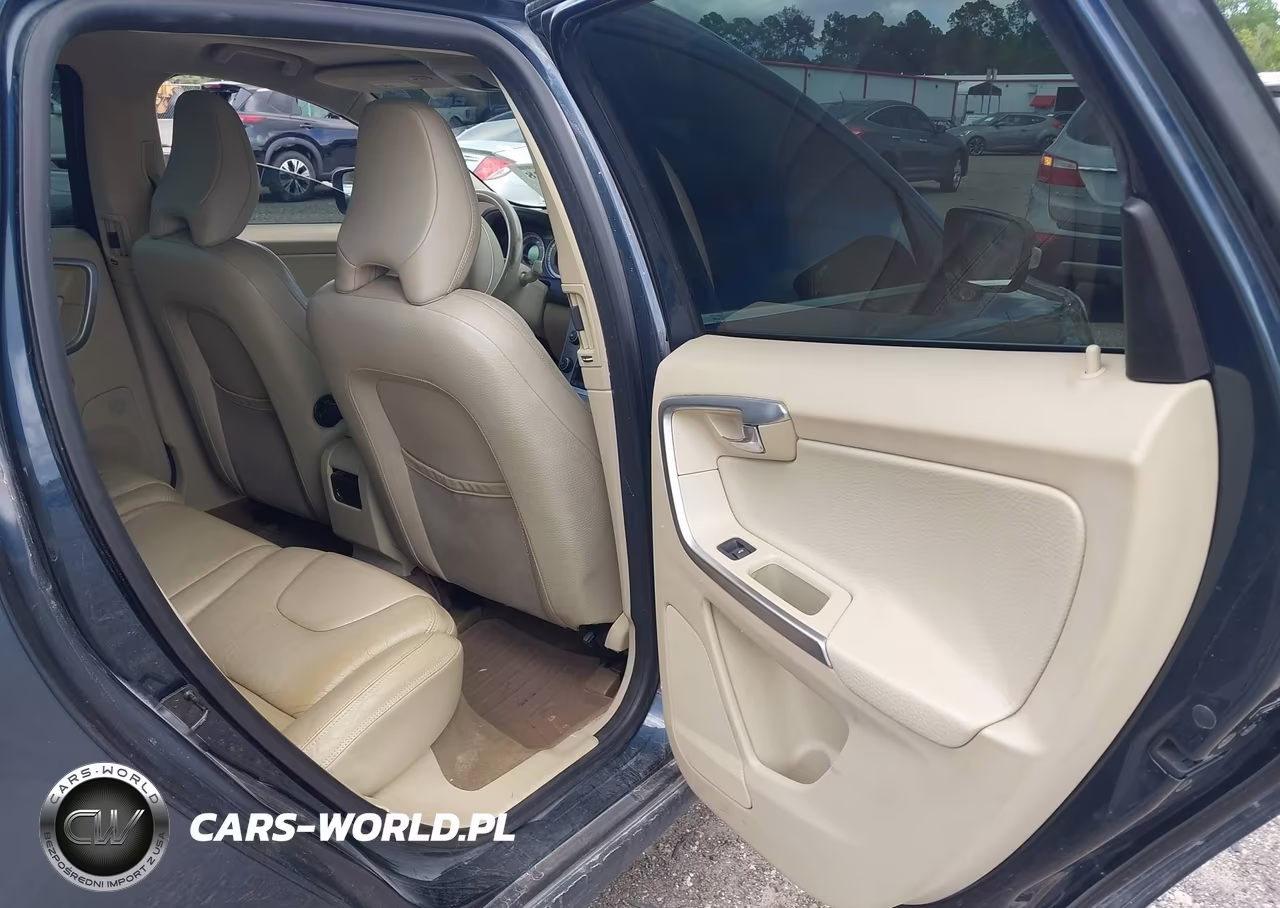 2011 Volvo Xc60 T6-T6 R-Design VIN:YV4902DZ3B2199982 - 8