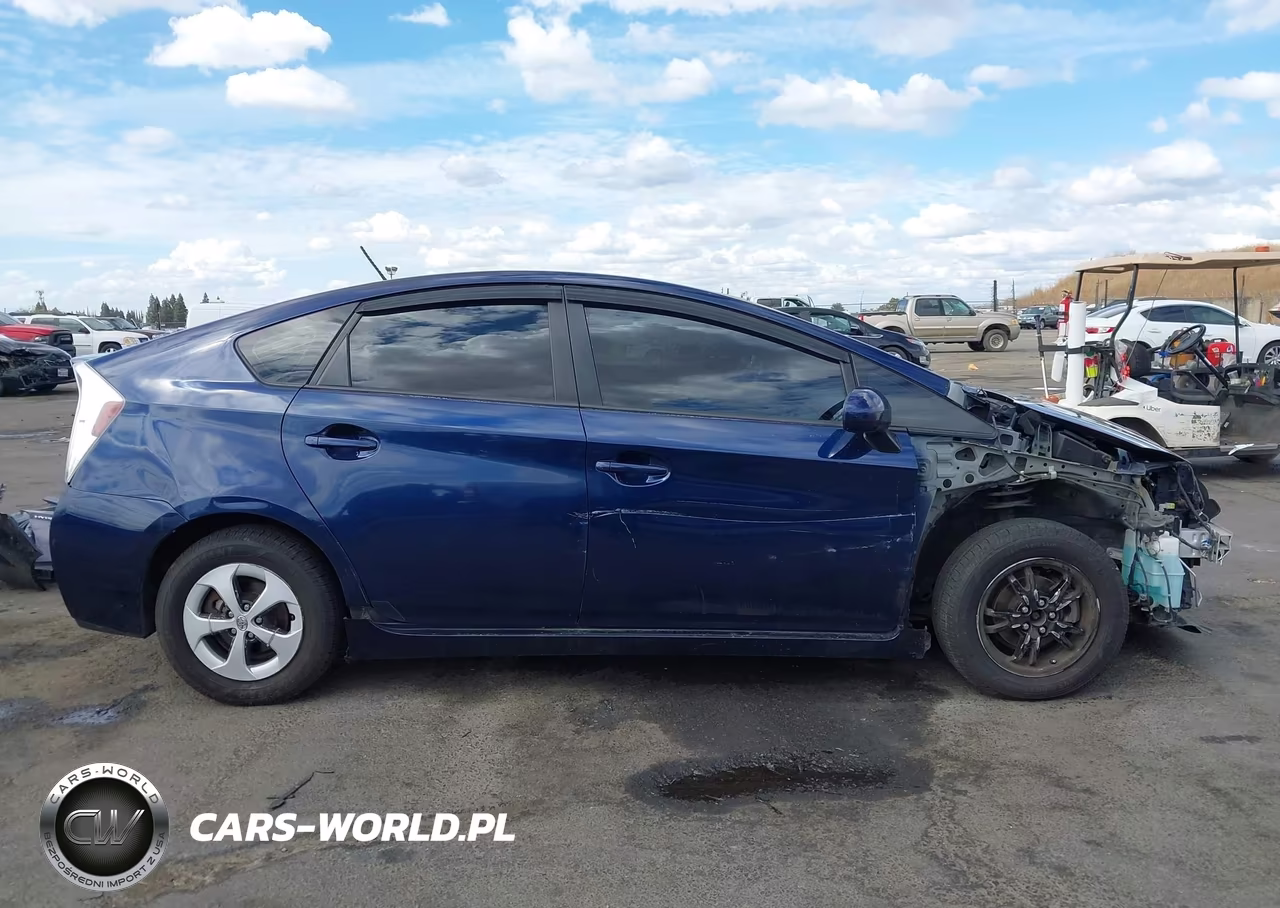 2014 Toyota Prius Two VIN:JTDKN3DU0E1777823 - 14