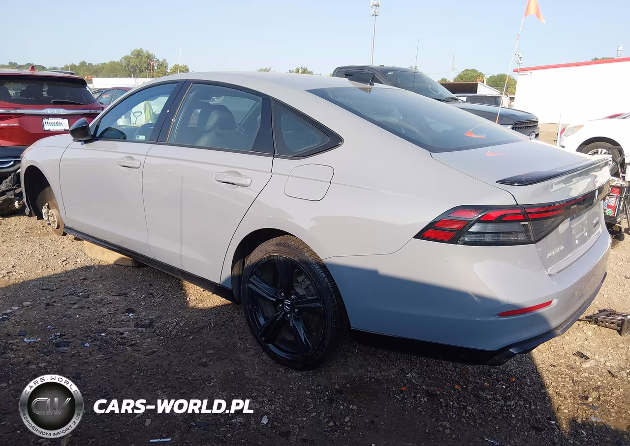 2023 Honda Accord Hybrid Sport-L VIN:1HGCY2F70PA026934 - 3