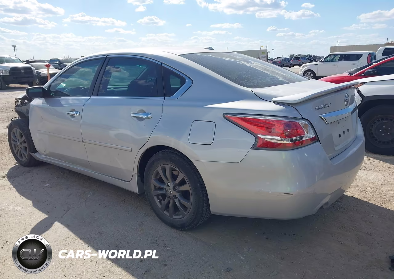 2015 Nissan Altima 2.5 S VIN:1N4AL3AP4FN360799 - 3