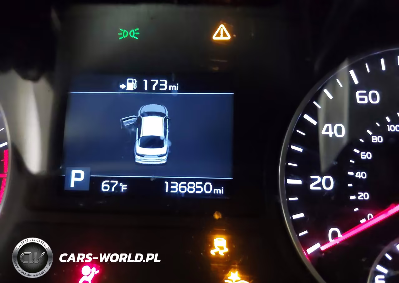 2019 Kia Optima S VIN:5XXGT4L34KG369528 - 16