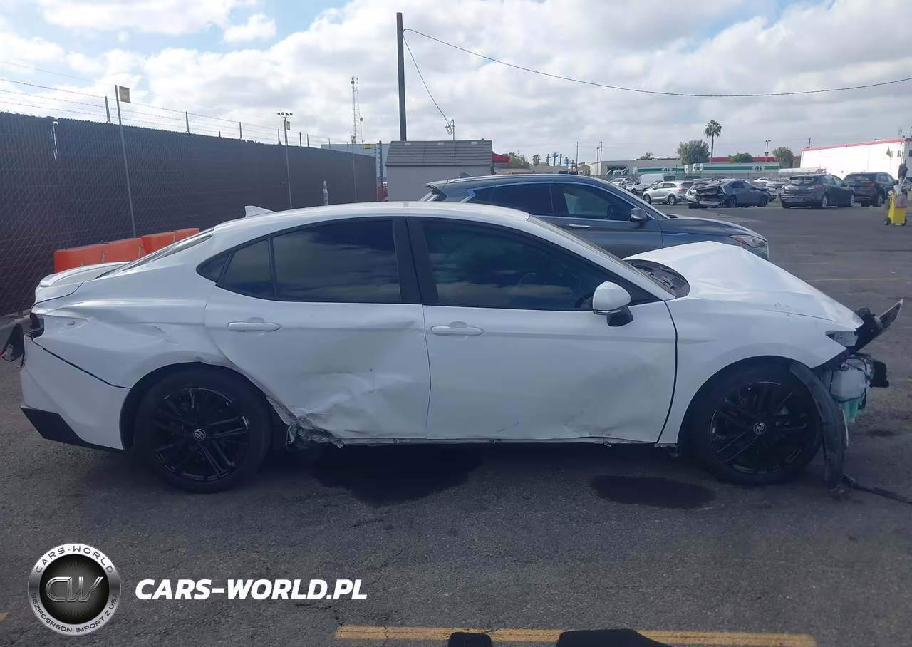 2025 Toyota Camry Se VIN:4T1DAACK5SU525726 - 12