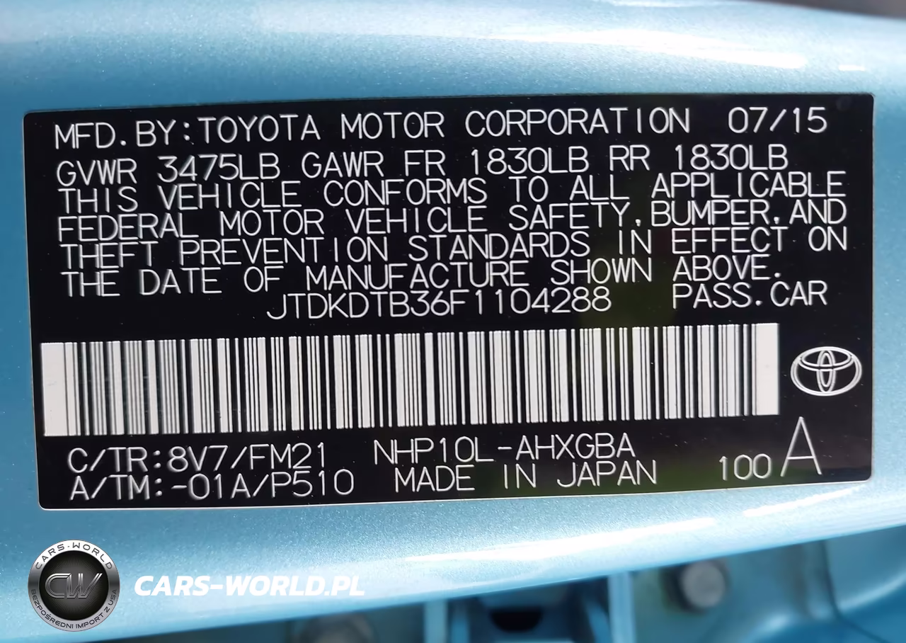 2015 Toyota Prius C Three VIN:JTDKDTB36F1104288 - 9