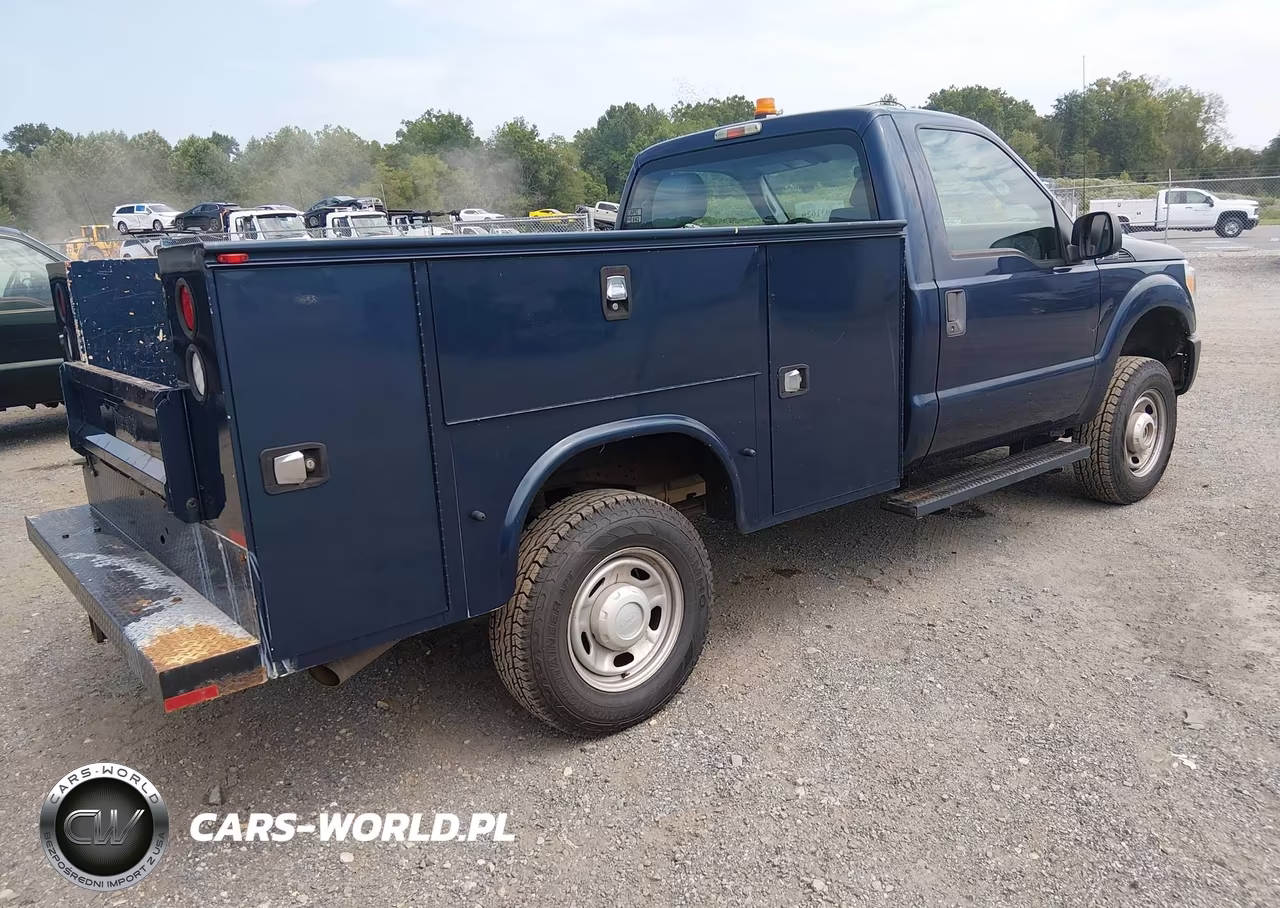 2015 Ford F-250 Xl VIN:1FDBF2B61FED31892 - 4