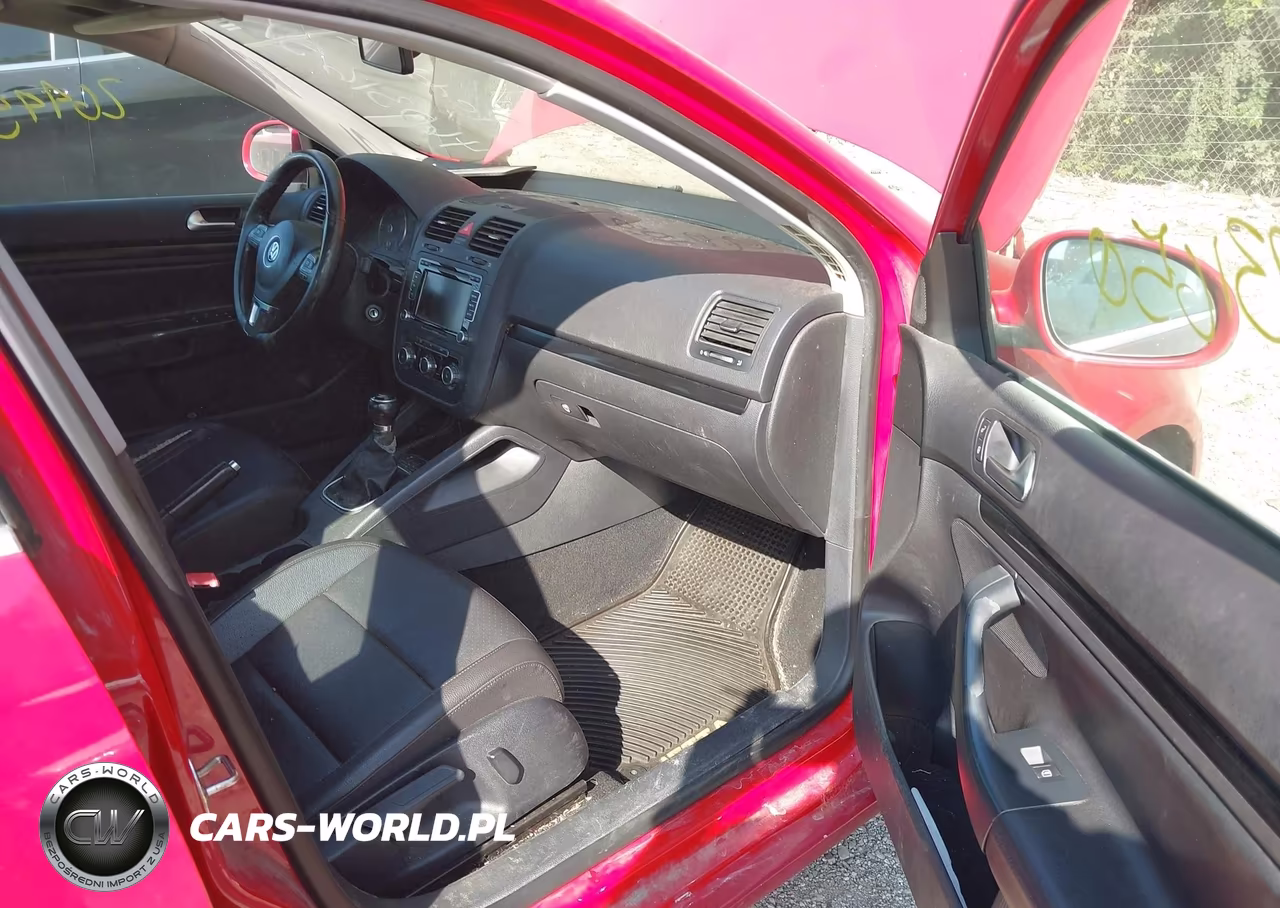 2010 Volkswagen Jetta Tdi VIN:3VWRL7AJ1AM181538 - 5