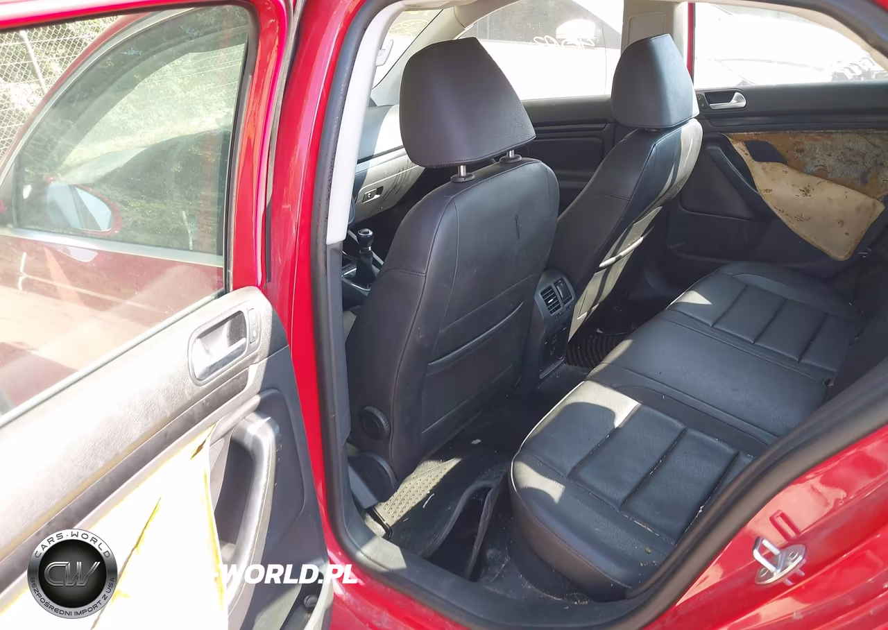 2010 Volkswagen Jetta Tdi VIN:3VWRL7AJ1AM181538 - 8