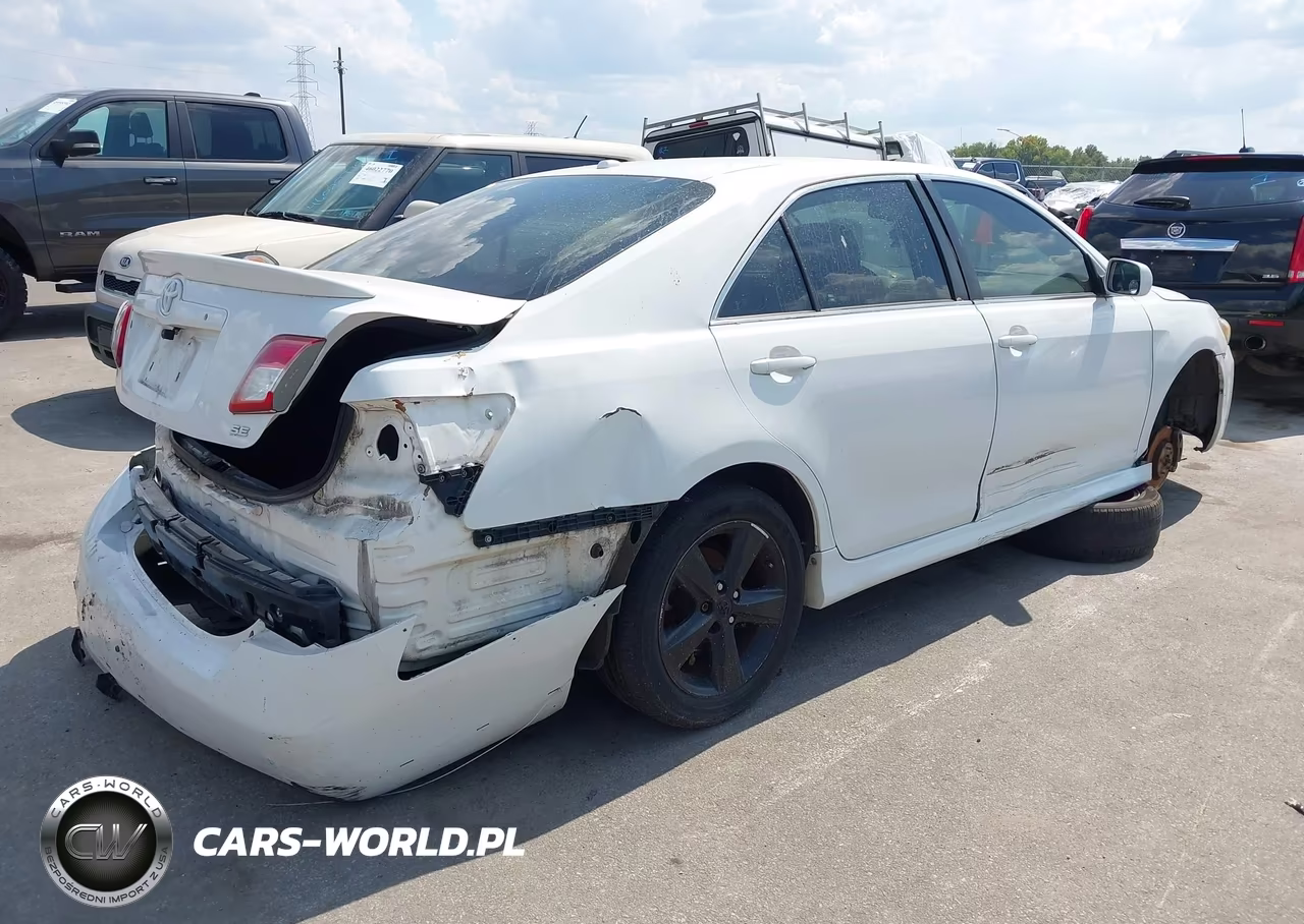 2011 Toyota Camry Se VIN:4T1BF3EK1BU738433 - 4
