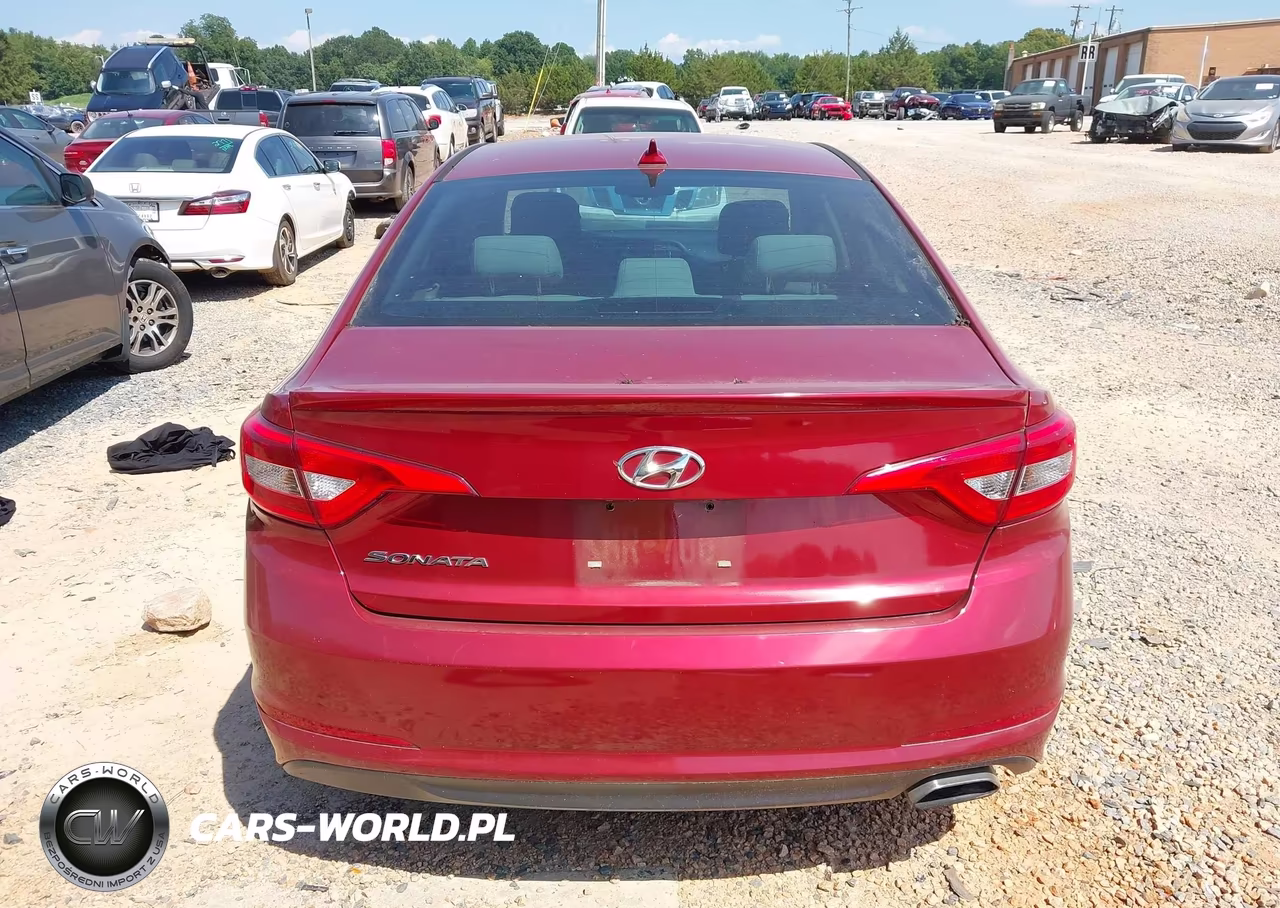 2016 Hyundai Sonata Se VIN:5NPE24AF2GH261413 - 16