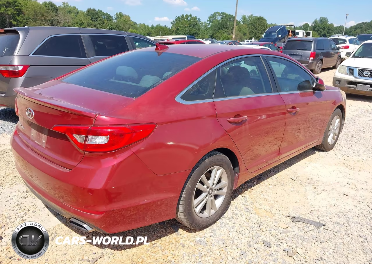 2016 Hyundai Sonata Se VIN:5NPE24AF2GH261413 - 4