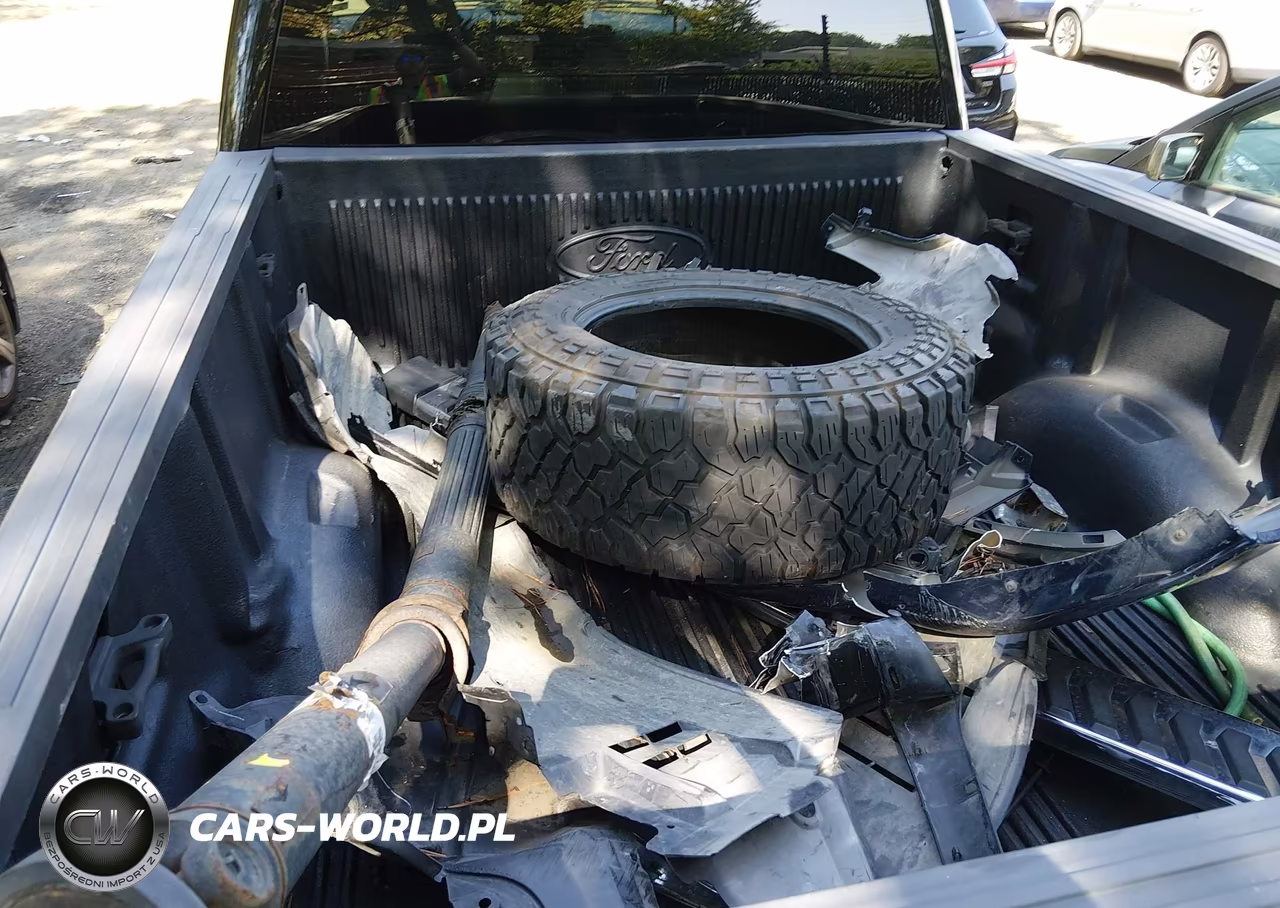 2018 Ford F-150 Xlt VIN:1FTFW1E58JFA21907 - 12