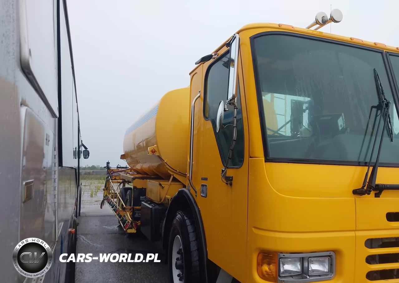 2006 Sterling Truck Condor VIN:49HHBVDE56RW18997 - 13