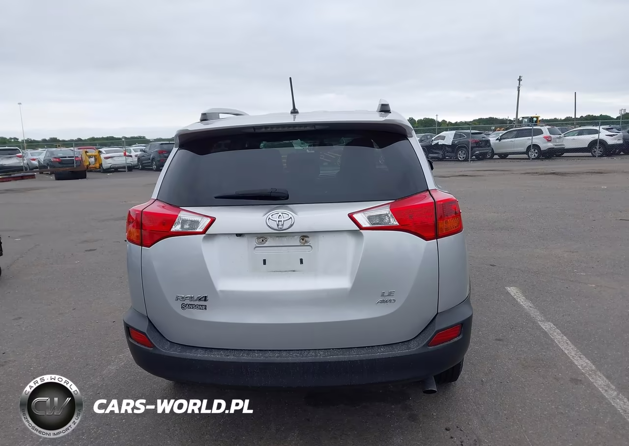 2015 Toyota Rav4 Le VIN:2T3BFREV3FW329960 - 16