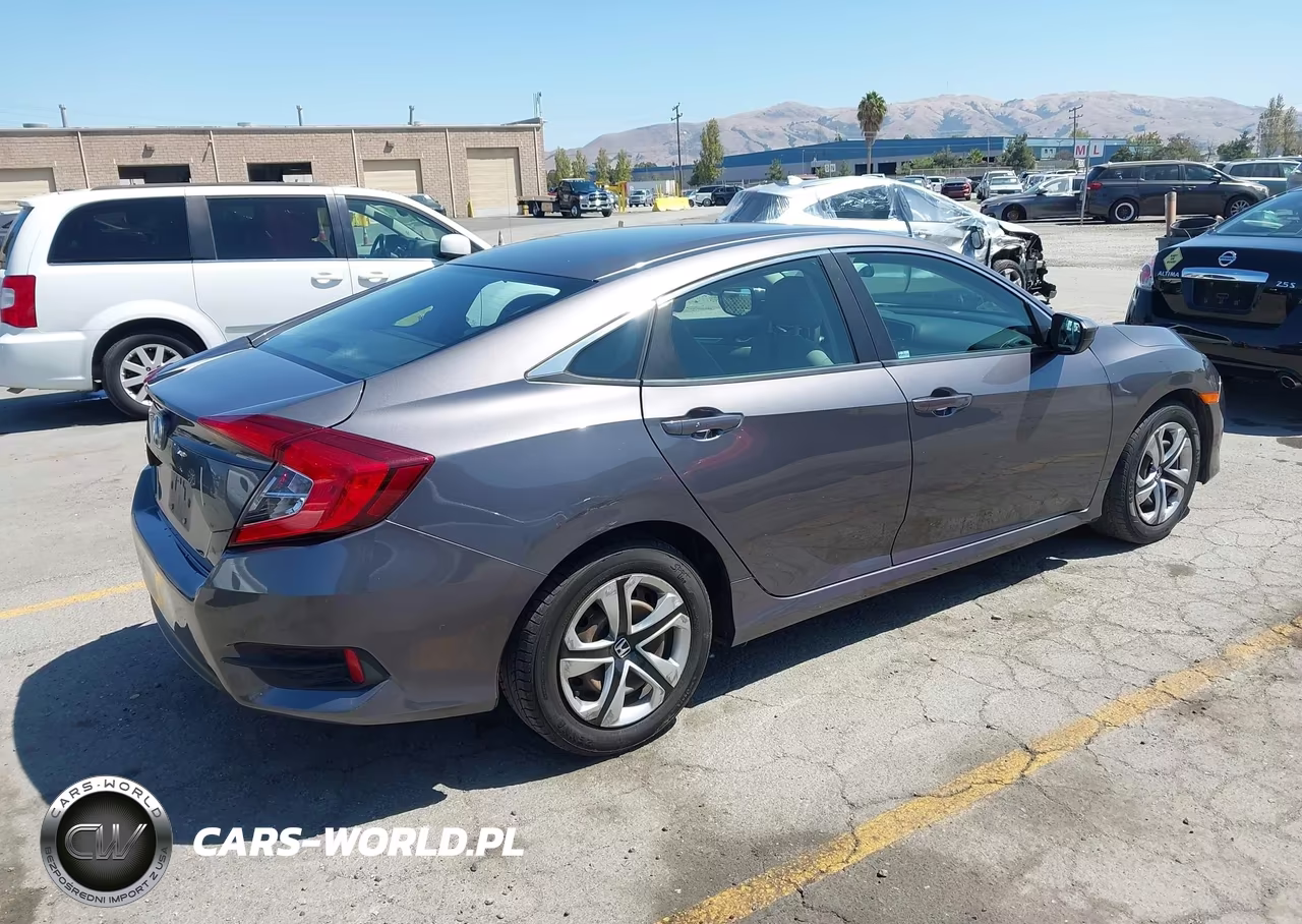 2017 Honda Civic Lx VIN:2HGFC2F59HH512493 - 4