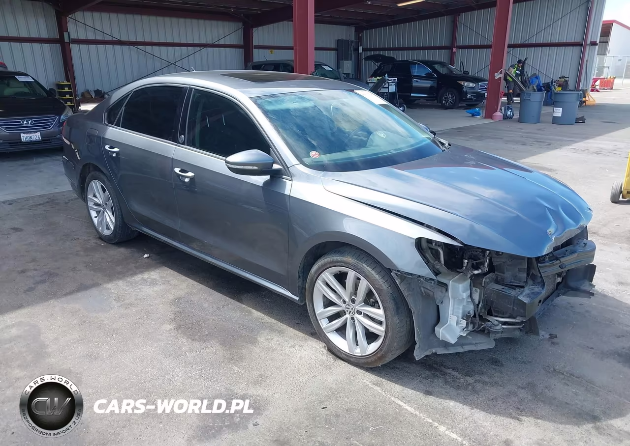 2019 Volkswagen Passat 2.0T Wolfsburg Edition VIN:1VWLA7A30KC009839 - 1