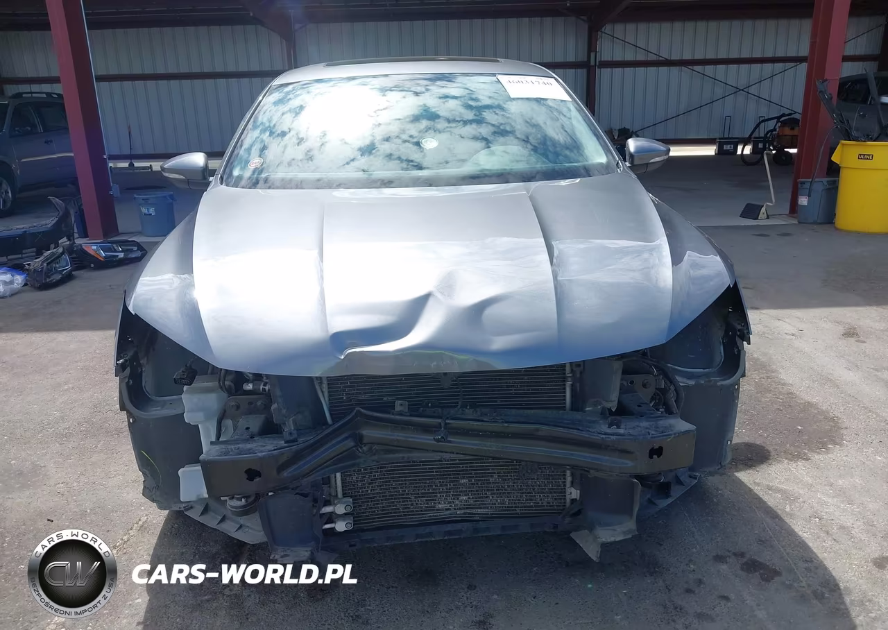 2019 Volkswagen Passat 2.0T Wolfsburg Edition VIN:1VWLA7A30KC009839 - 13