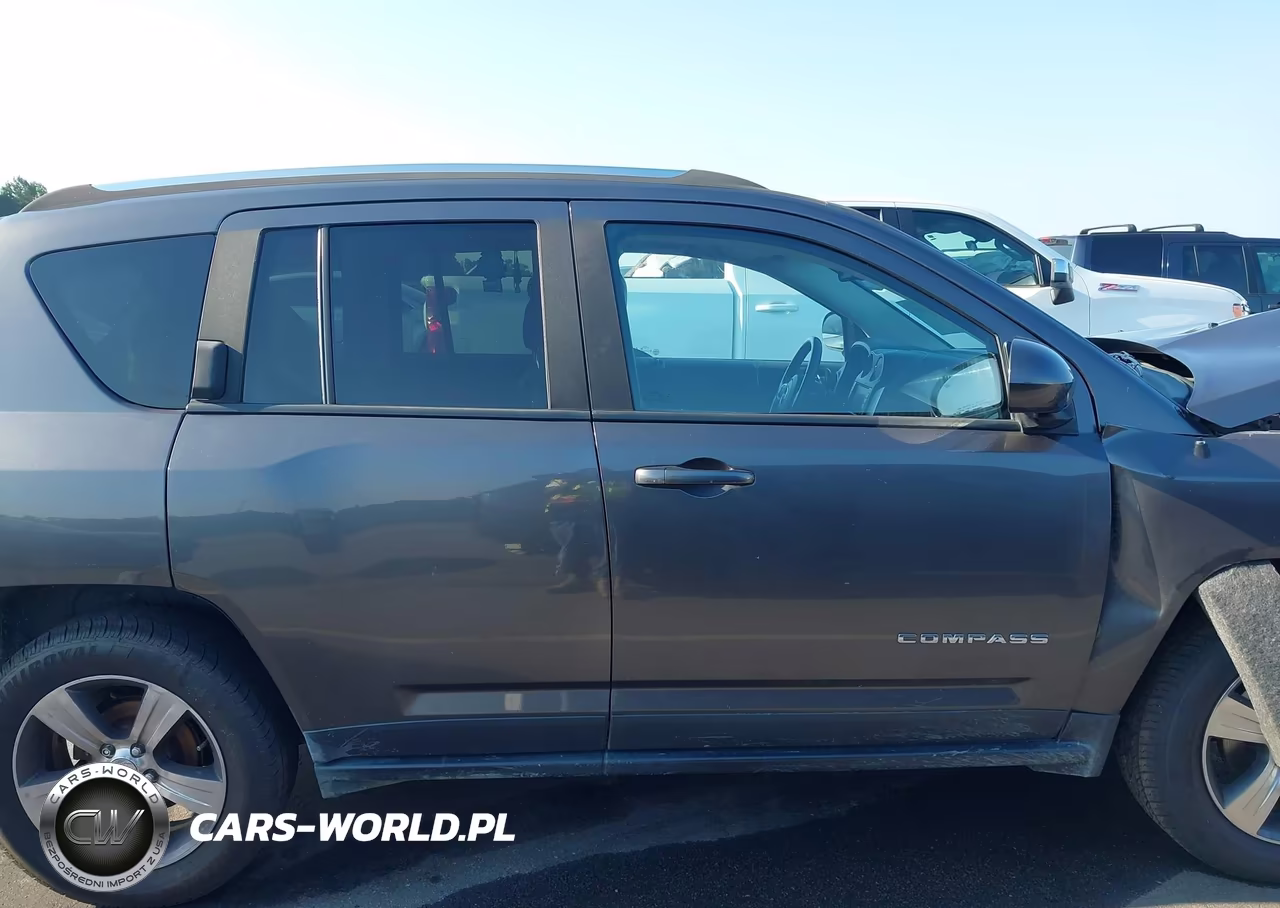 2016 Jeep Compass High Altitude Edition VIN:1C4NJDEB9GD709582 - 13