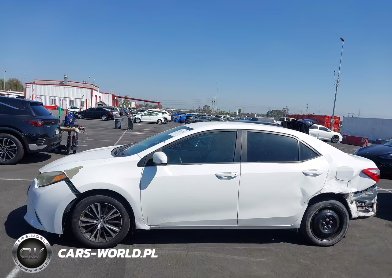 2016 Toyota Corolla Le Plus VIN:5YFBURHE8GP524000 - 15