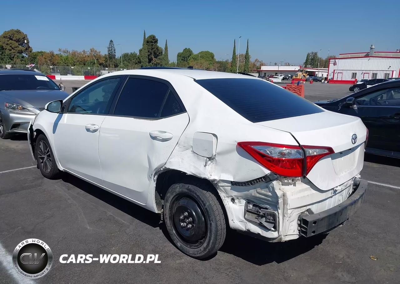 2016 Toyota Corolla Le Plus VIN:5YFBURHE8GP524000 - 3