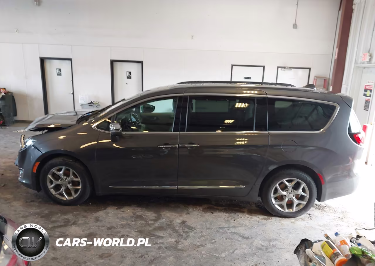 2020 Chrysler Pacifica Limited VIN:2C4RC1GG7LR100775 - 14