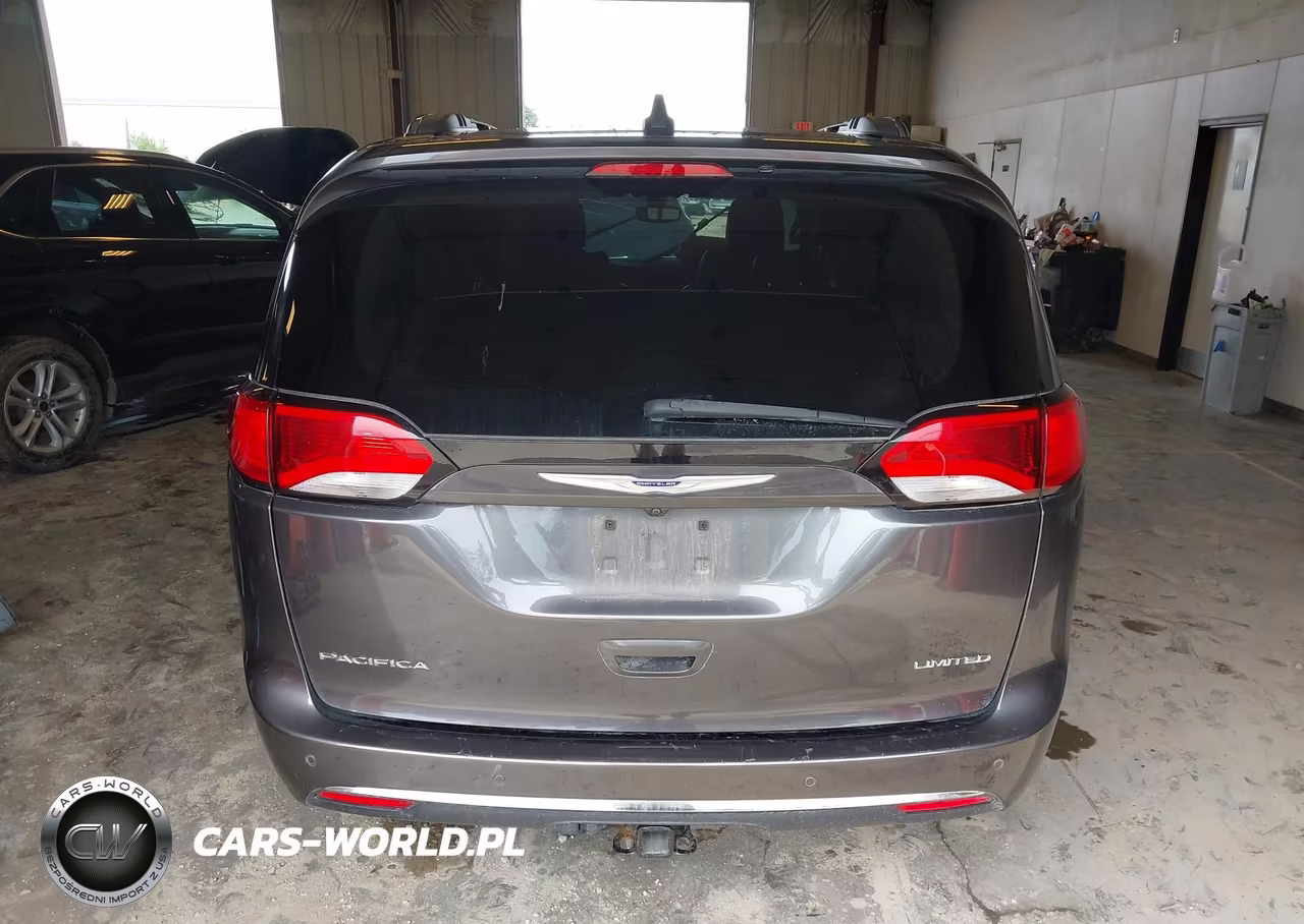 2020 Chrysler Pacifica Limited VIN:2C4RC1GG7LR100775 - 16