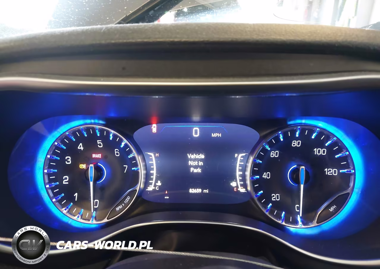 2020 Chrysler Pacifica Limited VIN:2C4RC1GG7LR100775 - 7