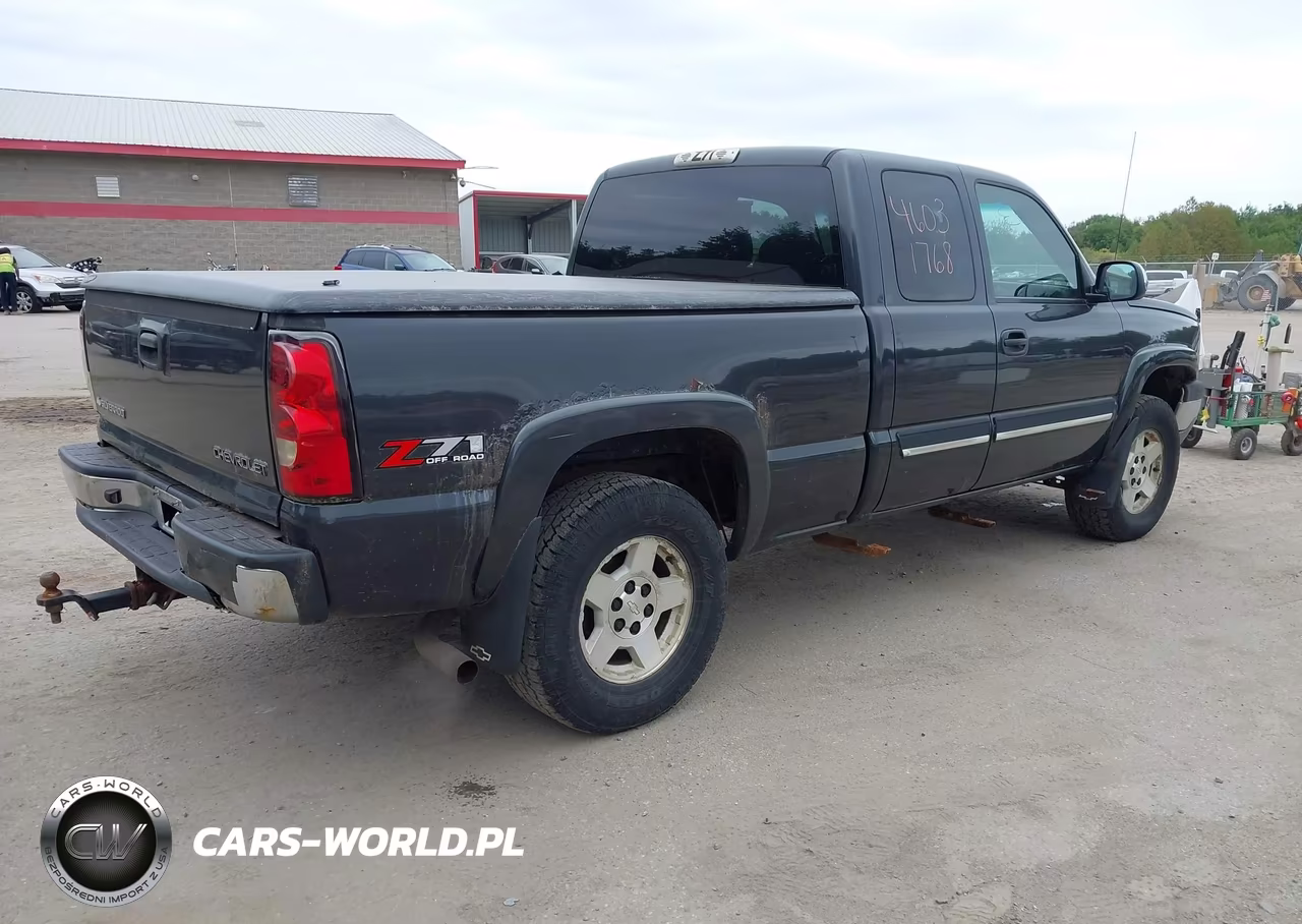 2005 Chevrolet Silverado 1500 Z71 VIN:2GCEK19T051200603 - 4