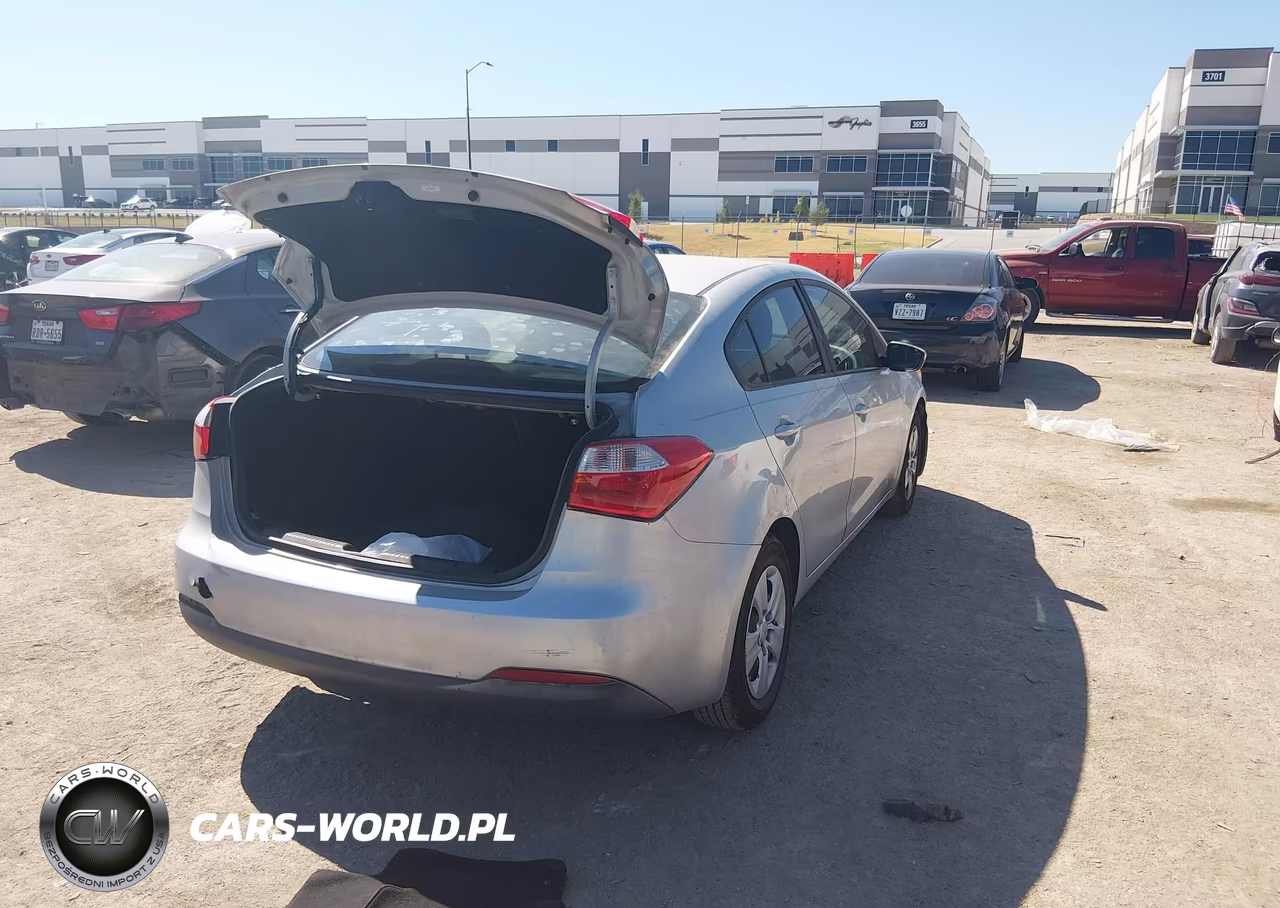 2016 Kia Forte Lx VIN:KNAFK4A69G5523221 - 4