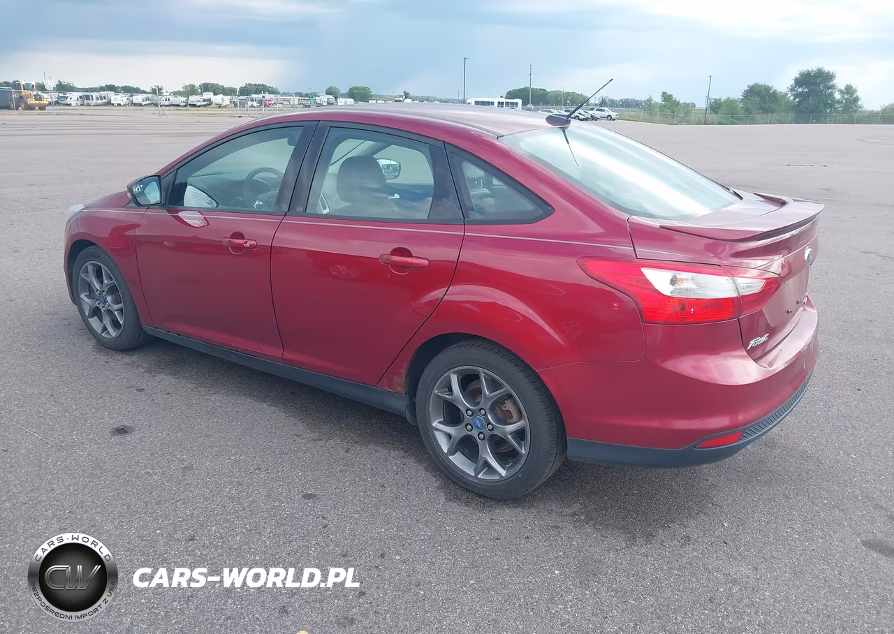 2013 Ford Focus Se VIN:1FADP3F29DL156426 - 3