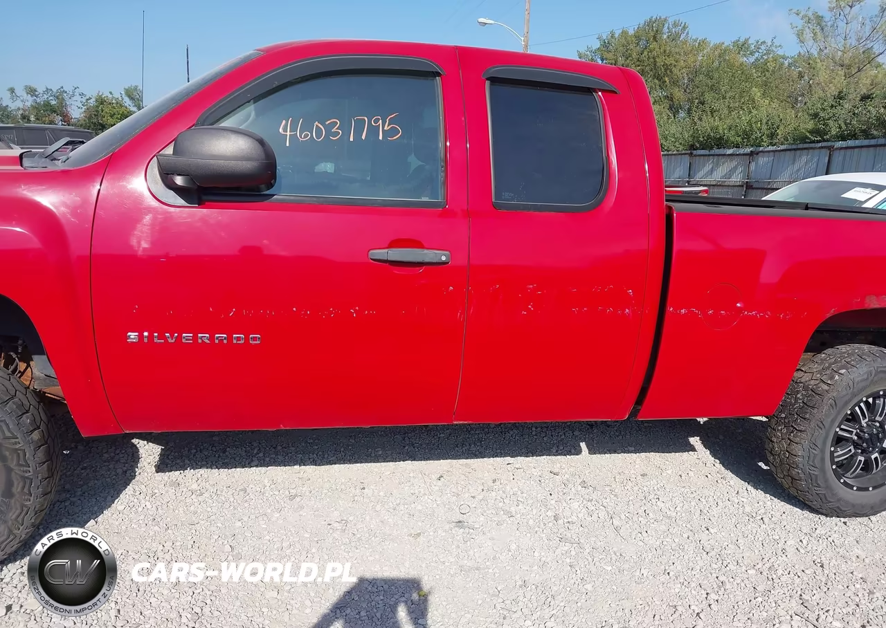 2010 Chevrolet Silverado 1500 Work Truck VIN:1GCSKPE36AZ103368 - 6