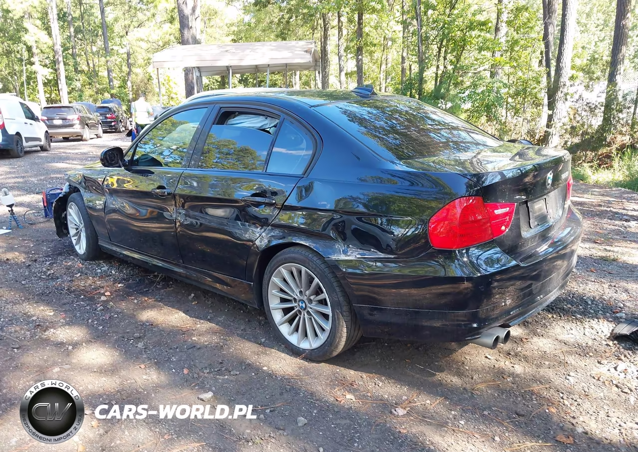 2011 BMW 328I xDrive VIN:WBAPK7C57BA973797 - 3