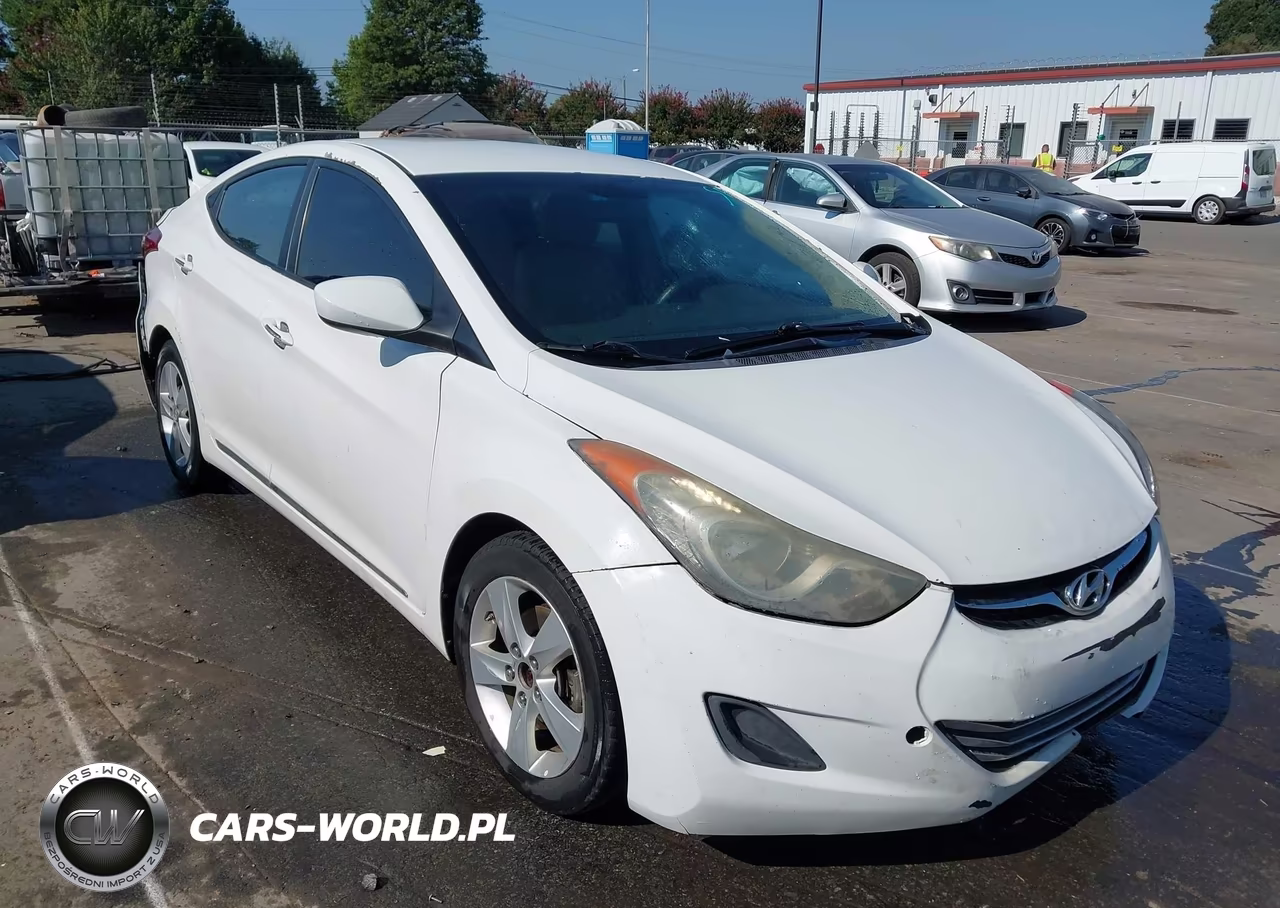 2013 Hyundai Elantra Gls