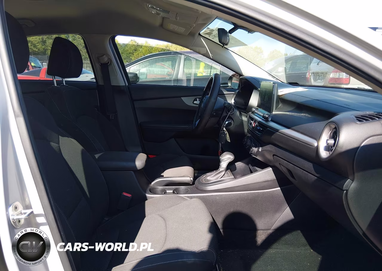 2020 Kia Forte Lxs VIN:3KPF24AD2LE184687 - 5
