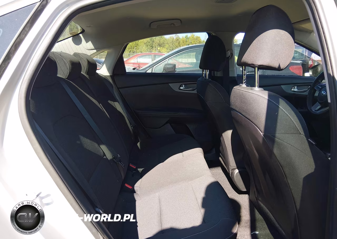 2020 Kia Forte Lxs VIN:3KPF24AD2LE184687 - 8