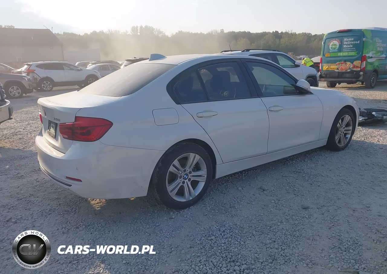 2016 BMW 328I xDrive VIN:WBA8E3G5XGNT81051 - 4