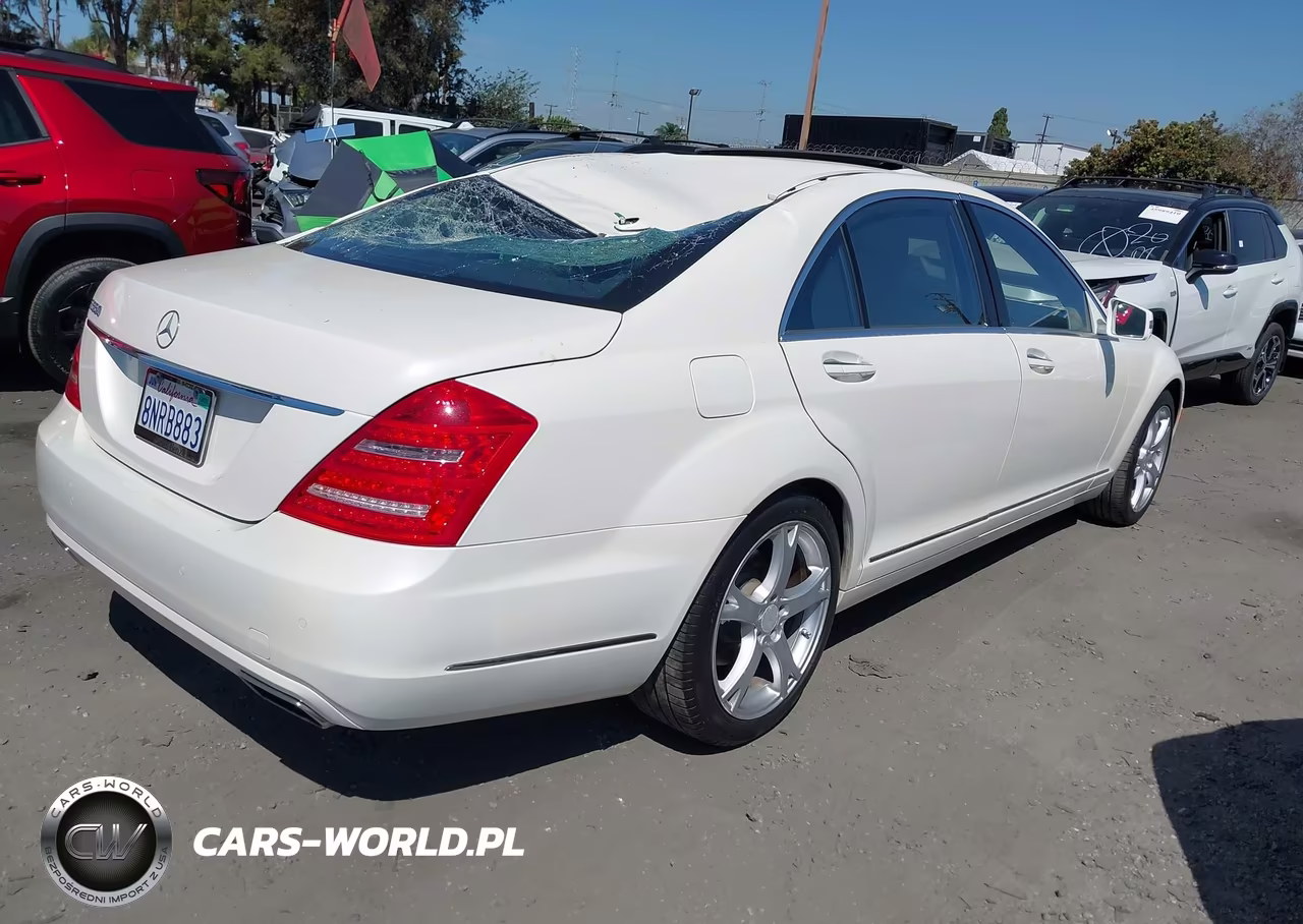 2013 Mercedes-Benz S 550 VIN:WDDNG7DB1DA508215 - 4