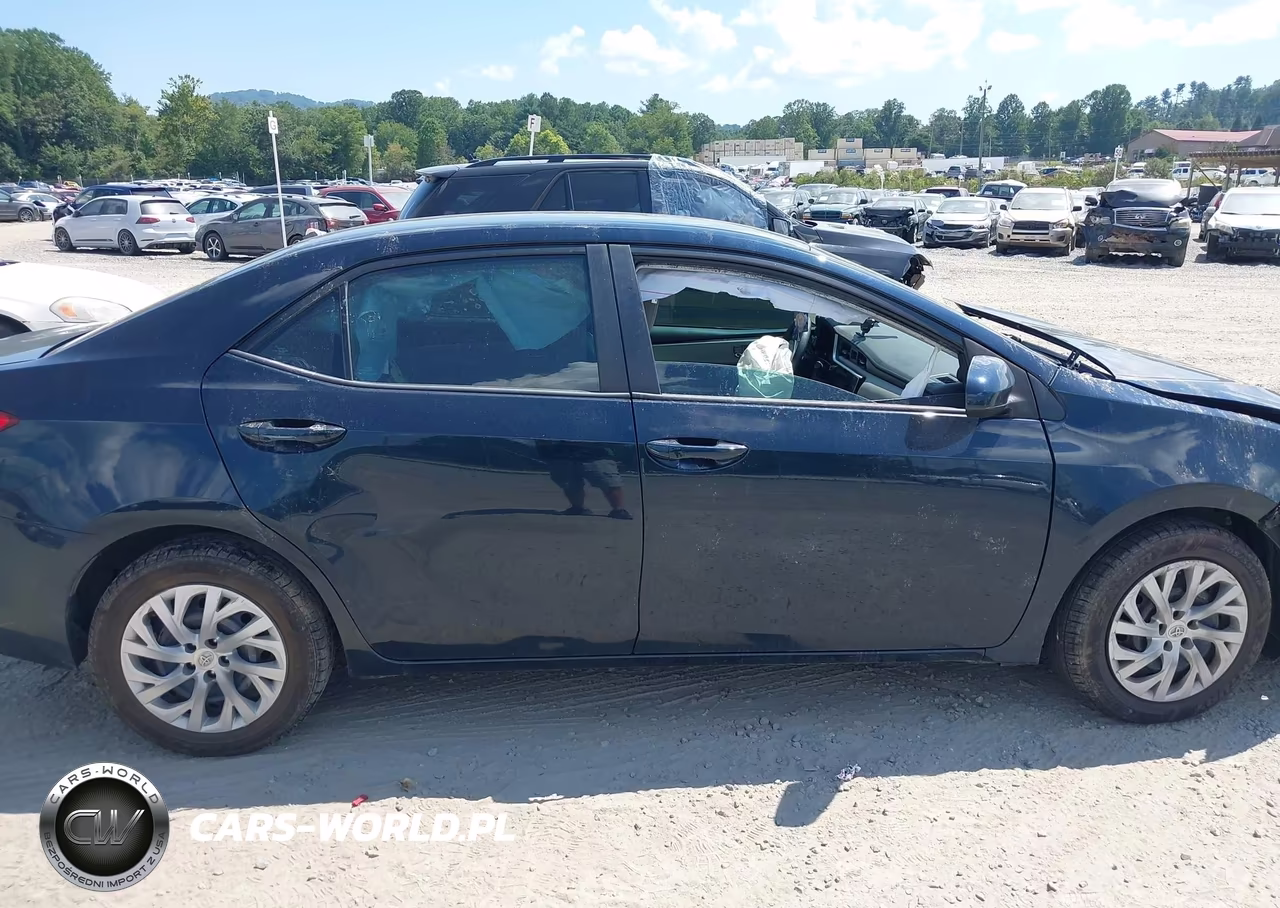 2019 Toyota Corolla Le VIN:2T1BURHE1KC206230 - 13