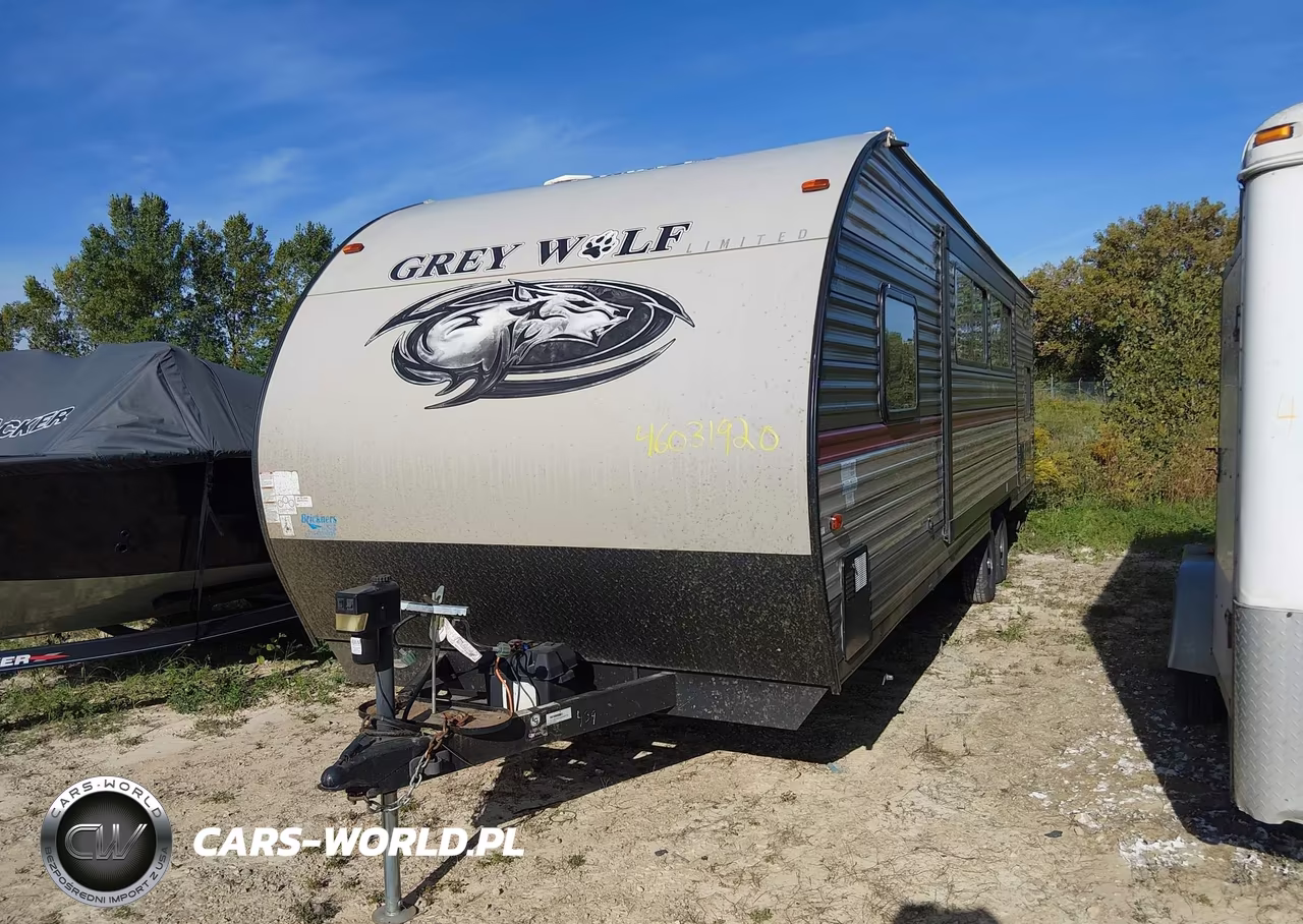 2018 Forest River Wolf Limited VIN:4X4TCKB22JK048775 - 2