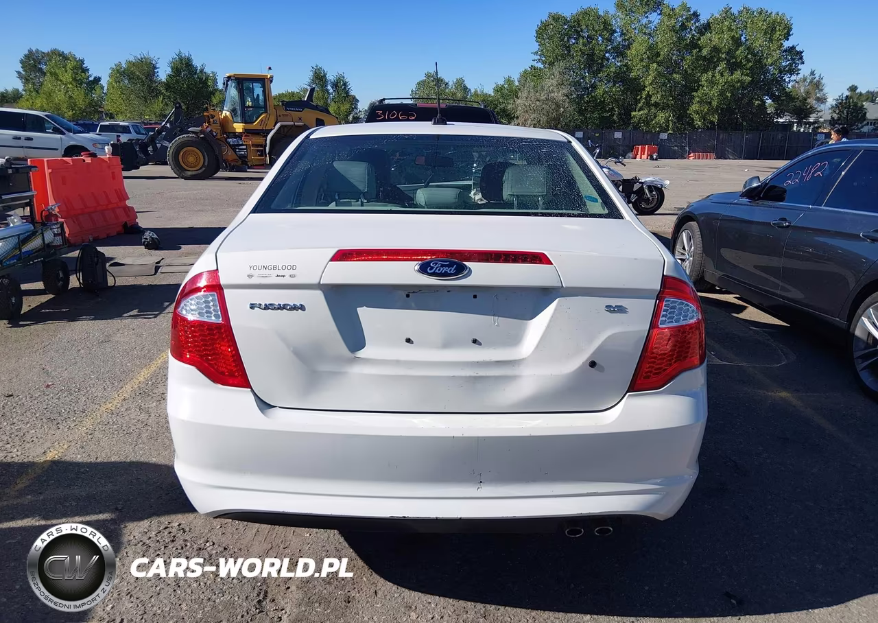 2012 Ford Fusion Se VIN:3FAHP0HA8CR356895 - 17