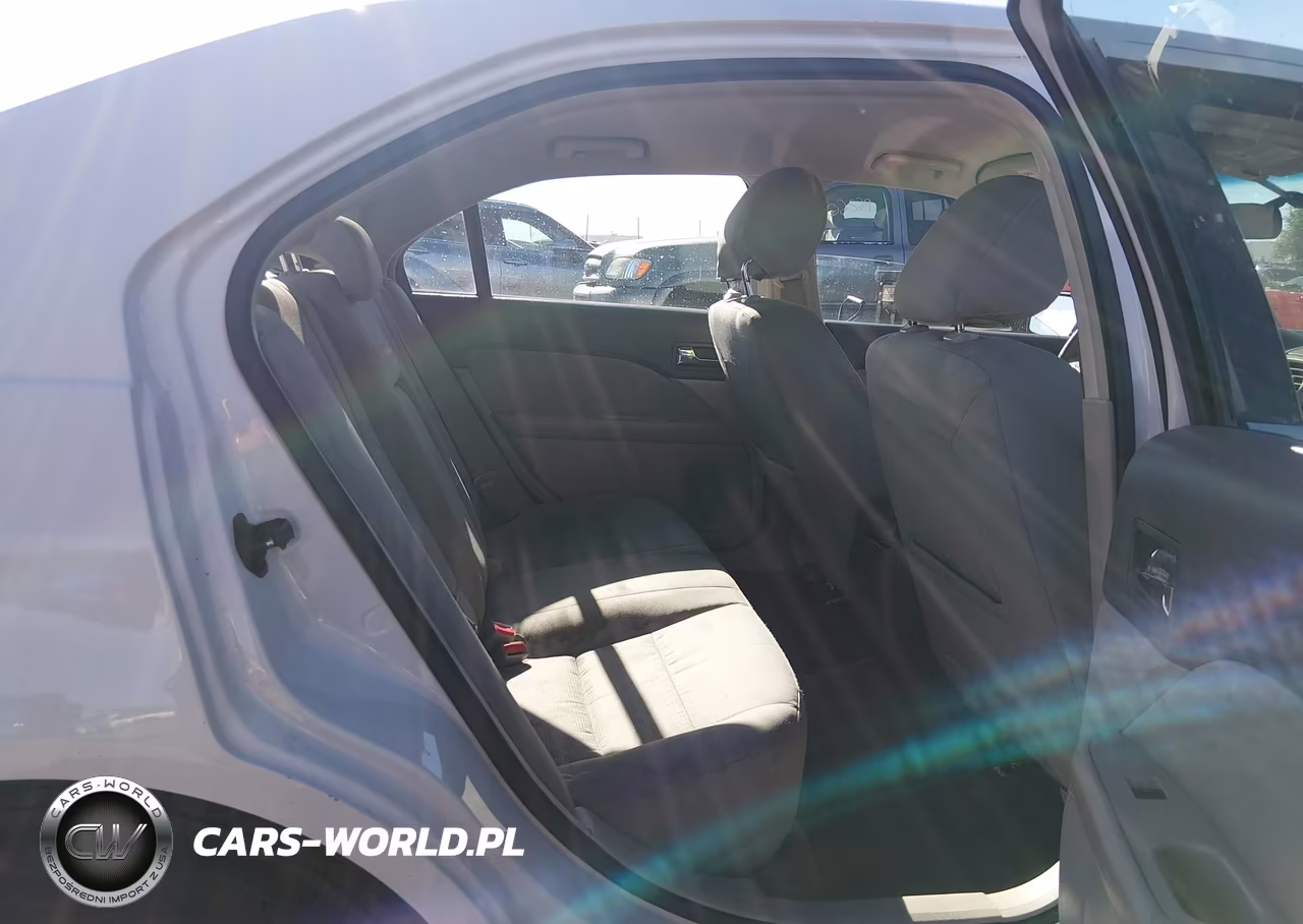 2012 Ford Fusion Se VIN:3FAHP0HA8CR356895 - 8