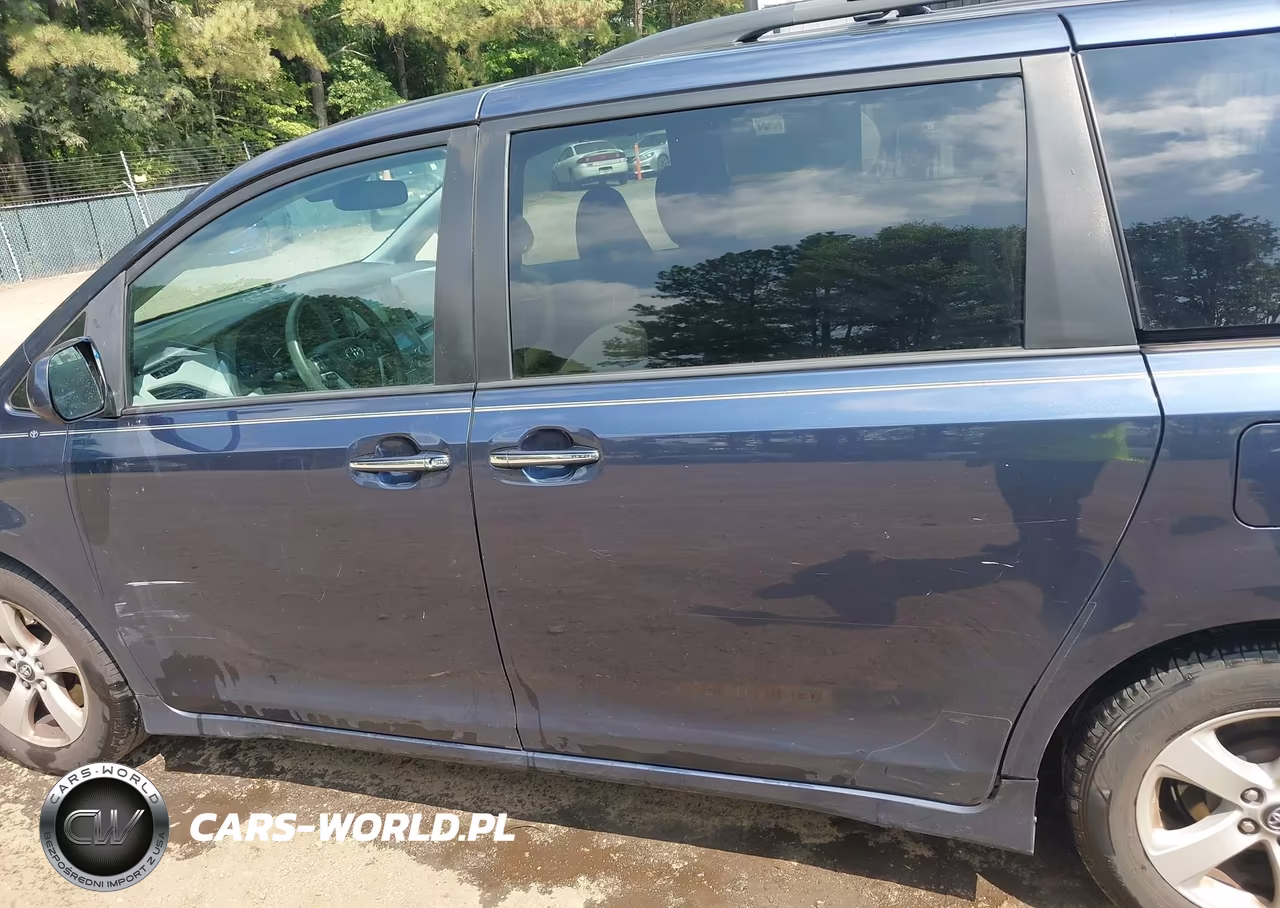 2020 Toyota Sienna Le VIN:5TDKZ3DC7LS040792 - 14