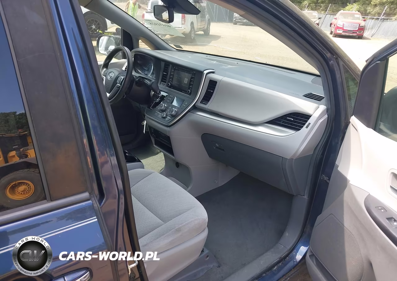 2020 Toyota Sienna Le VIN:5TDKZ3DC7LS040792 - 5