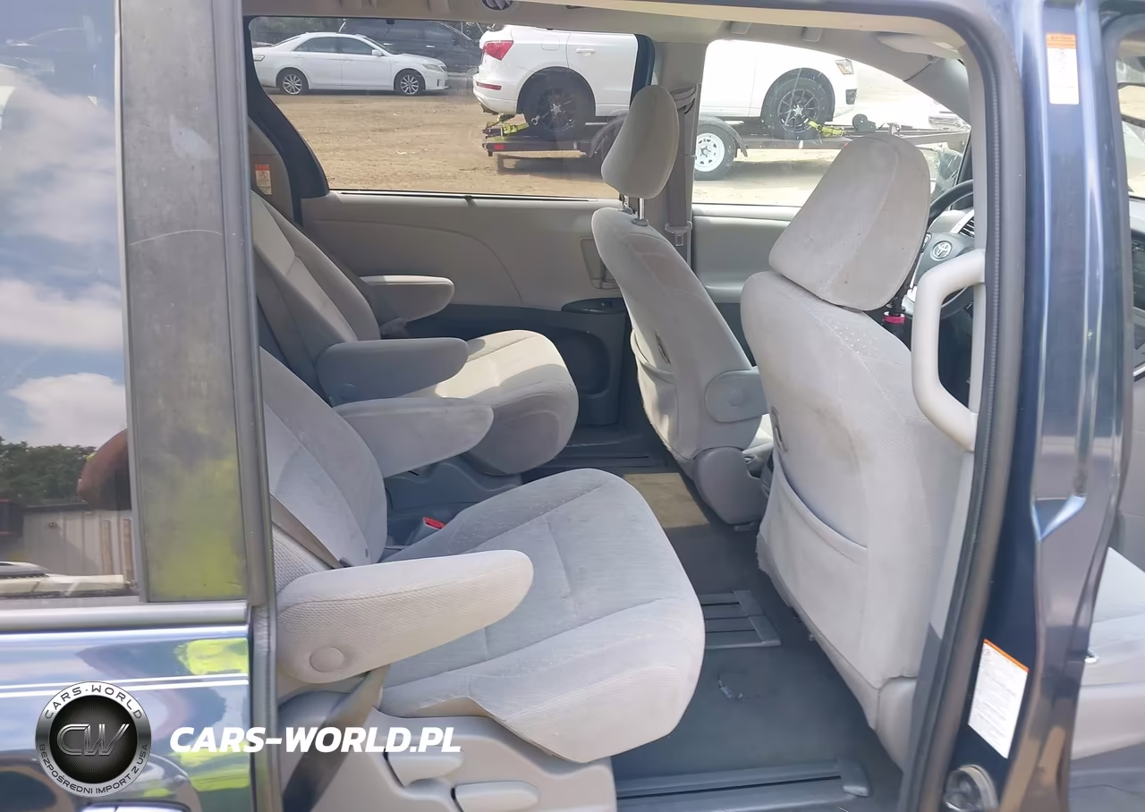 2020 Toyota Sienna Le VIN:5TDKZ3DC7LS040792 - 8