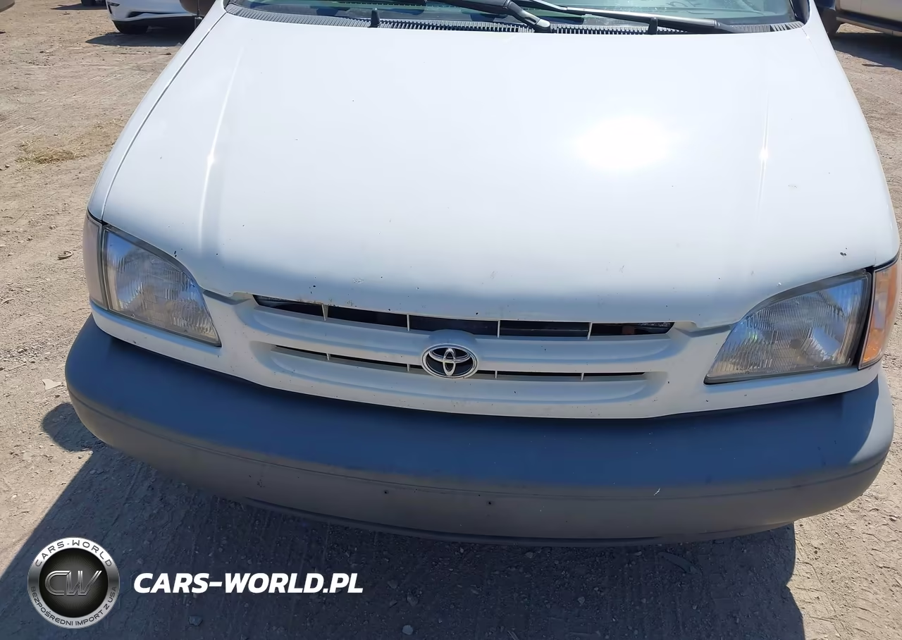 2000 Toyota Sienna Le VIN:4T3ZF13C4YU304473 - 6